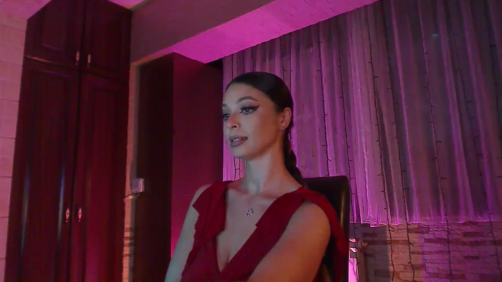 Gallery image thumbnail from No_bo_dy's myfreecams stream on, 07/15/2023, 24:23 image 10 of 20