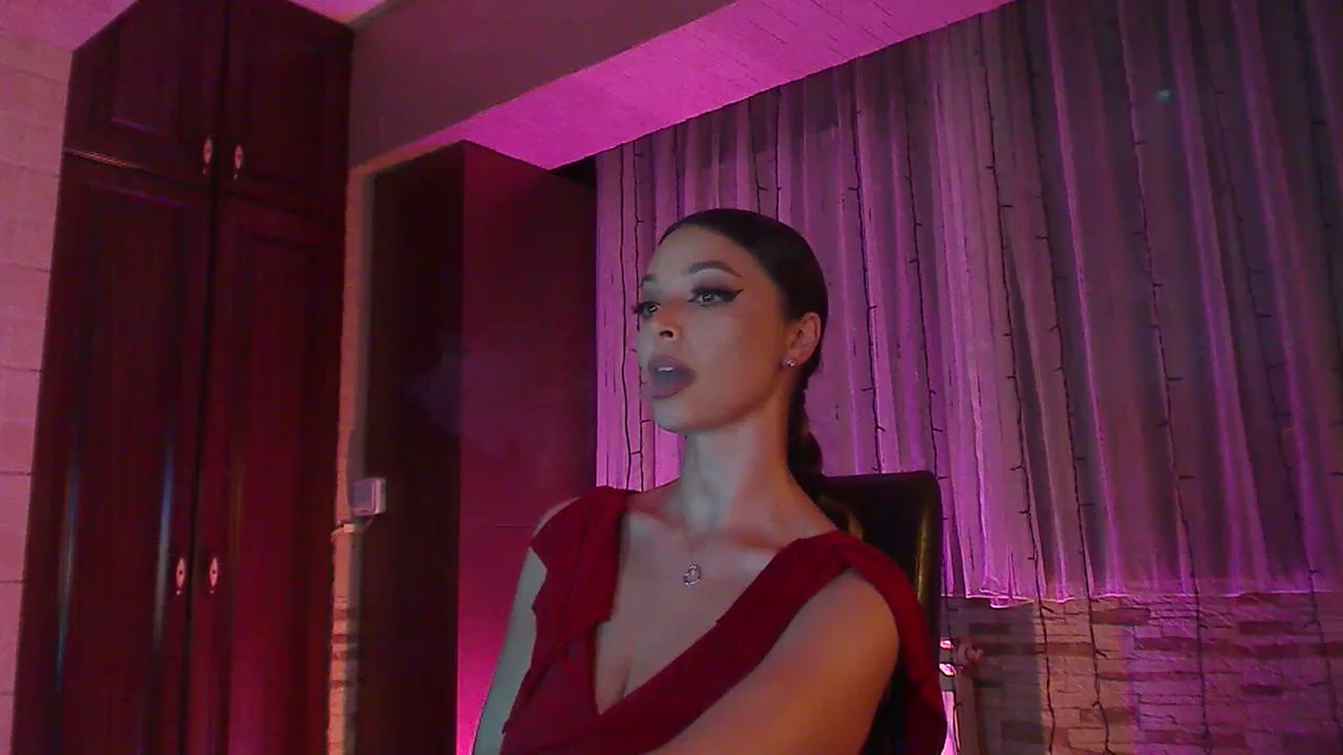 Gallery image thumbnail from No_bo_dy's myfreecams stream on, 07/15/2023, 24:23 image 14 of 20