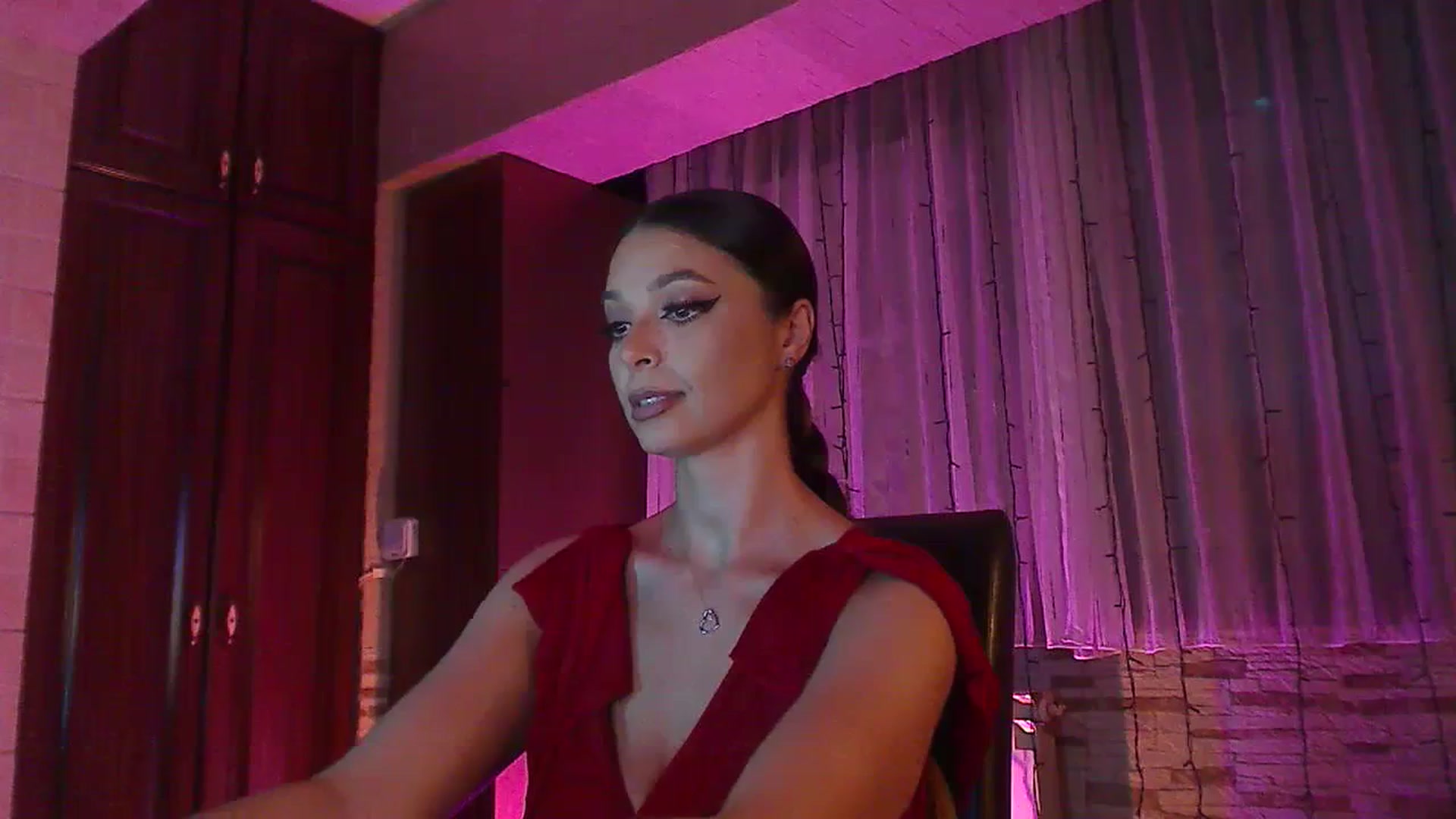 Gallery image thumbnail from No_bo_dy's myfreecams stream on, 07/15/2023, 24:23 image 9 of 20