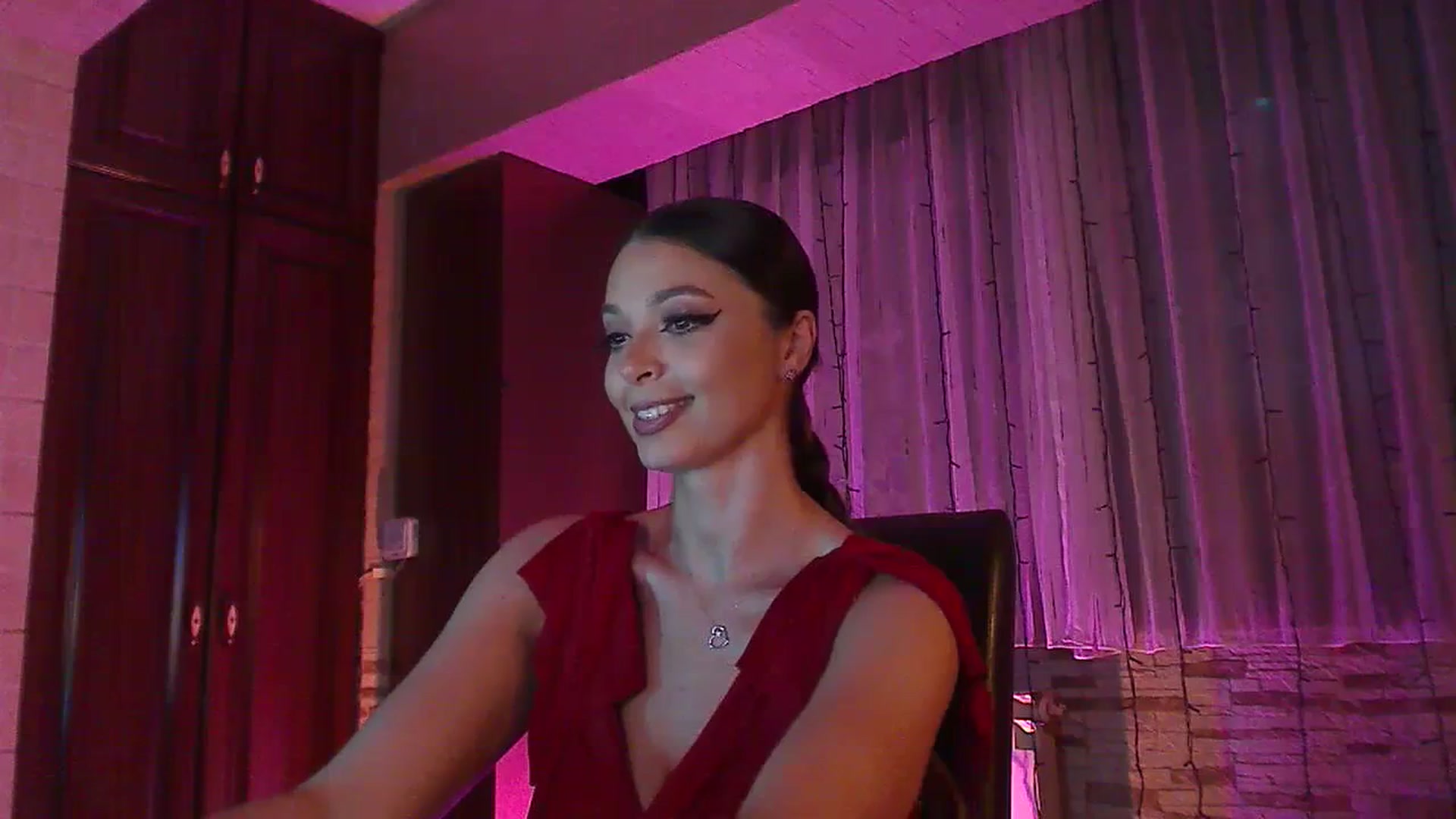Gallery image thumbnail from No_bo_dy's myfreecams stream on, 07/15/2023, 24:23 image 5 of 20