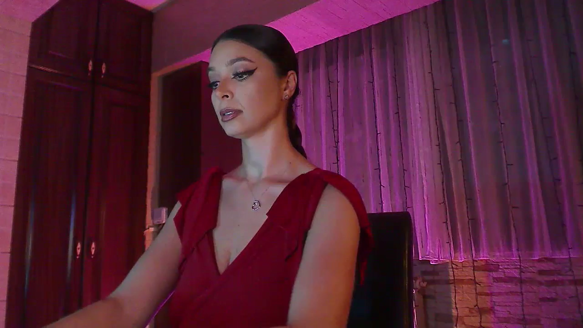 Gallery image thumbnail from No_bo_dy's myfreecams stream on, 07/15/2023, 24:24 image 9 of 20