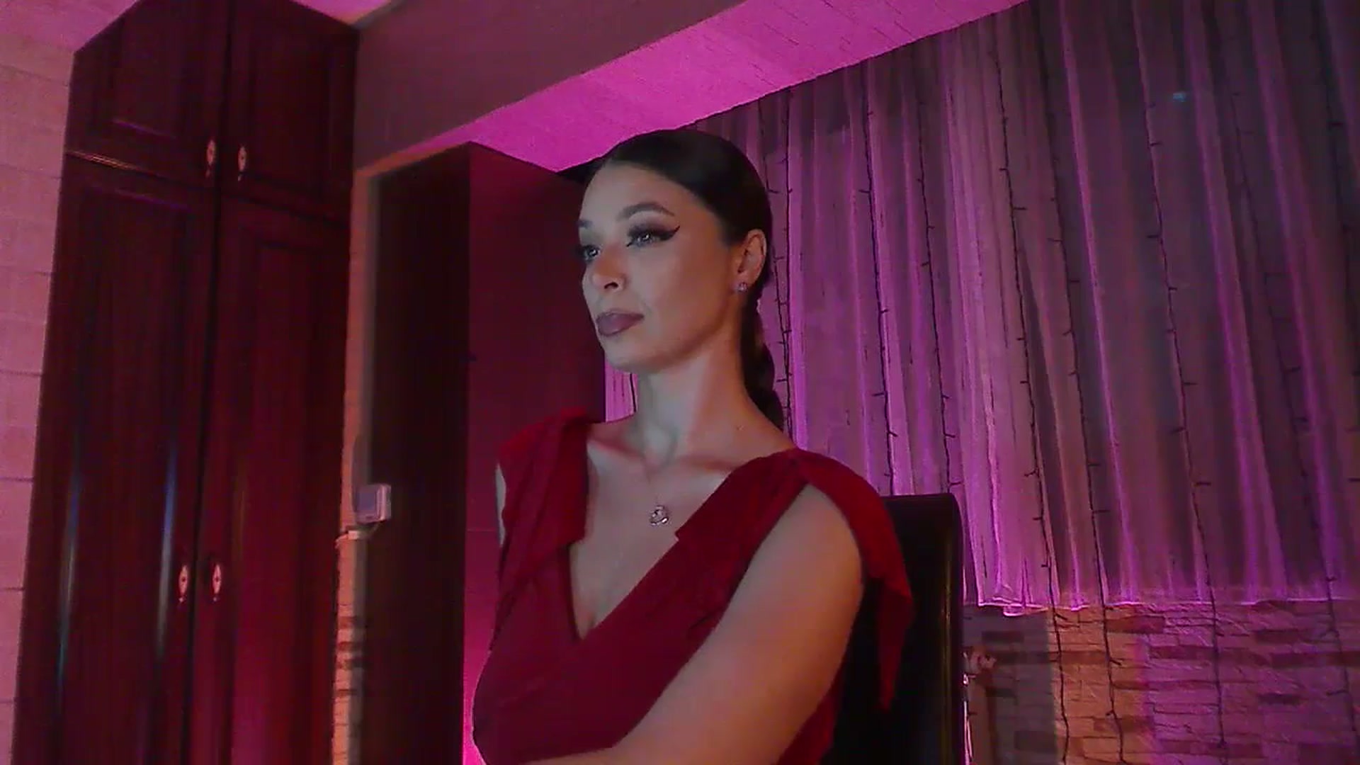 Gallery image thumbnail from No_bo_dy's myfreecams stream on, 07/15/2023, 24:24 image 6 of 20