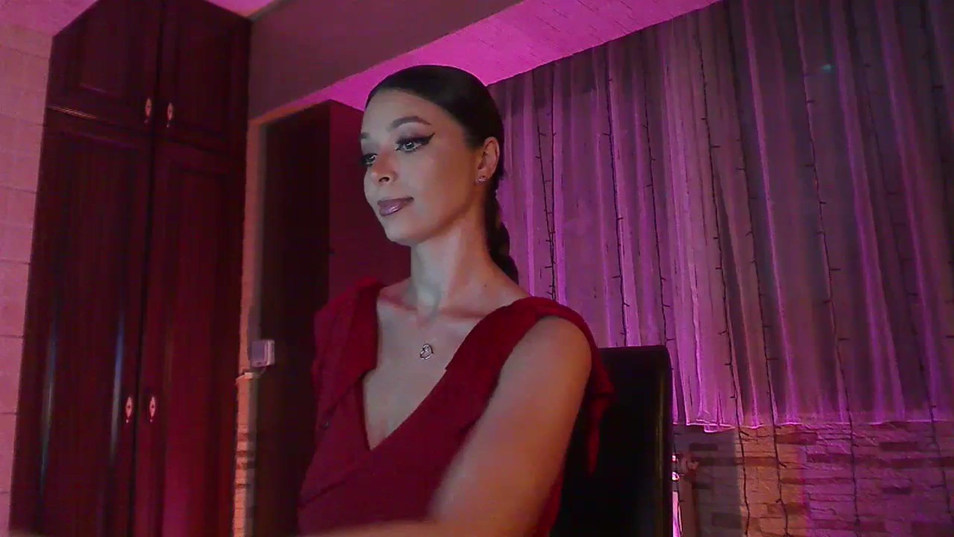 Gallery image thumbnail from No_bo_dy's myfreecams stream on, 07/15/2023, 24:24 image 3 of 20