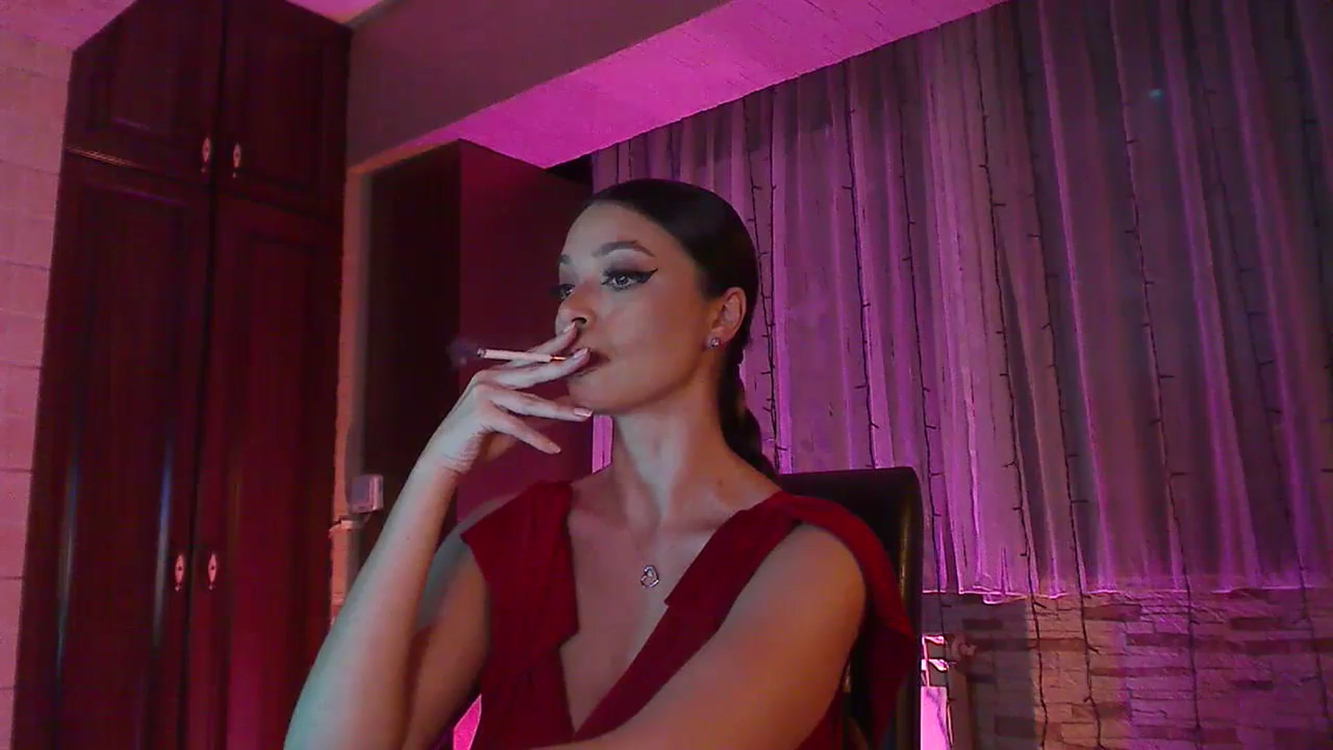 Gallery image thumbnail from No_bo_dy's myfreecams stream on, 07/15/2023, 24:24 image 15 of 20