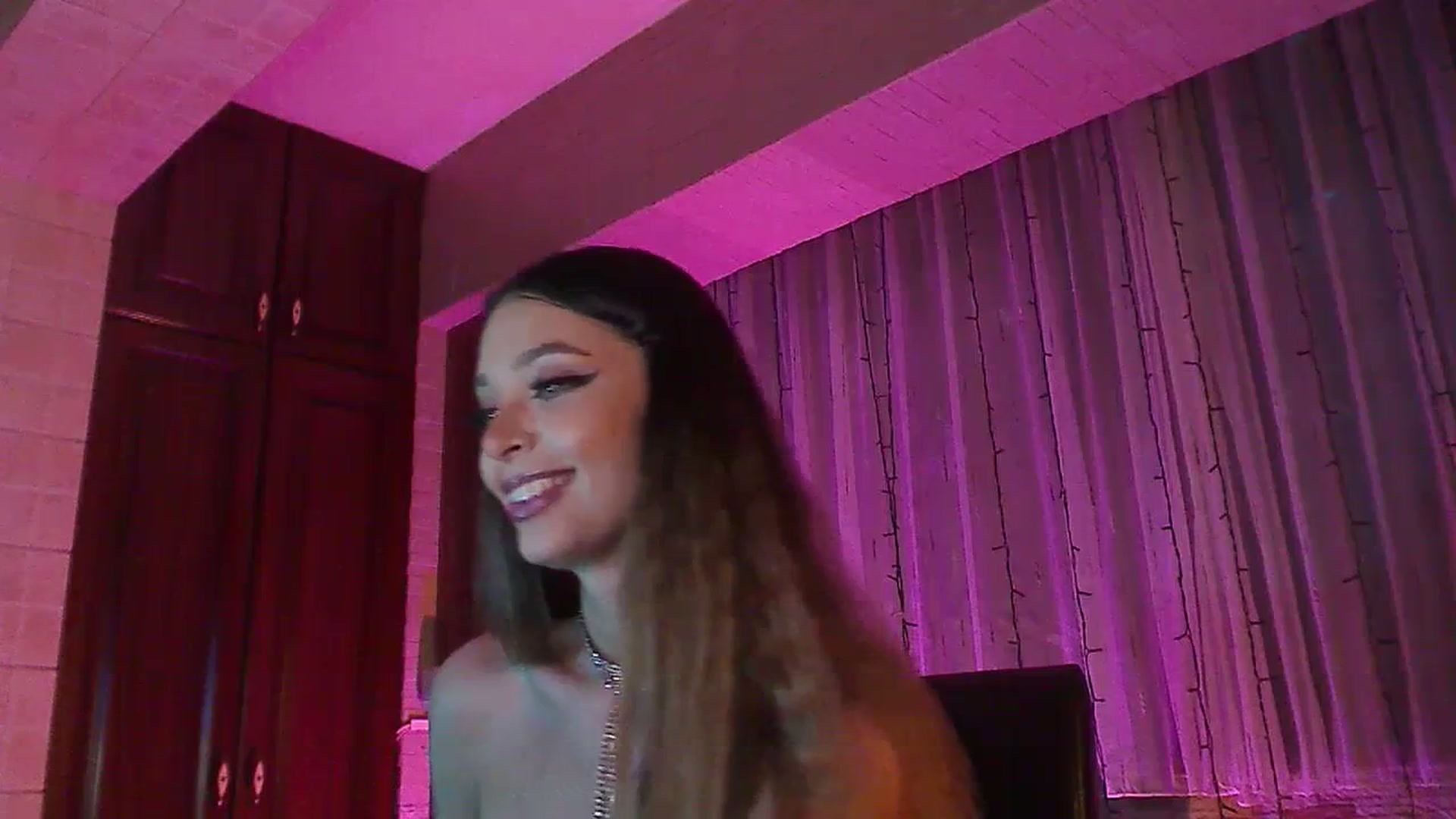 Gallery image thumbnail from No_bo_dy's myfreecams stream on, 07/18/2023, 23:46 image 11 of 20