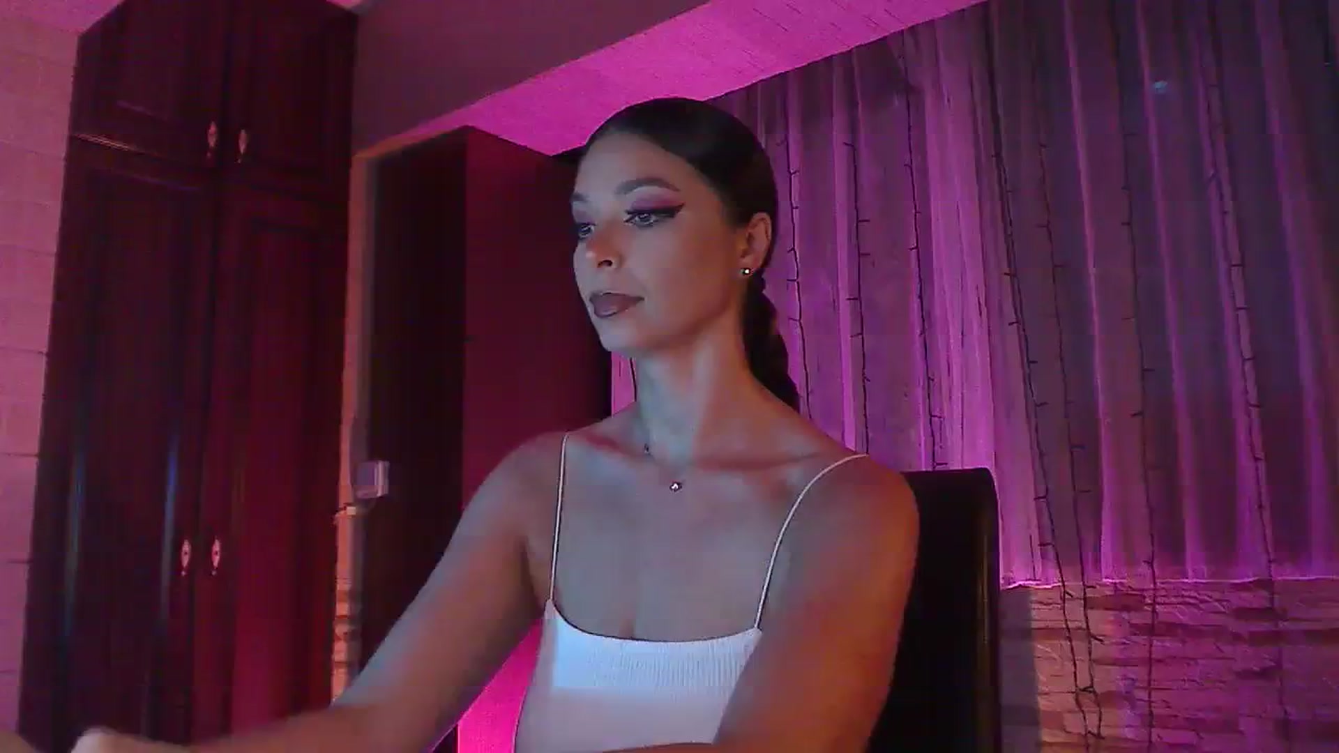 Gallery image thumbnail from No_bo_dy's myfreecams stream on, 07/22/2023, 22:52 image 20 of 20