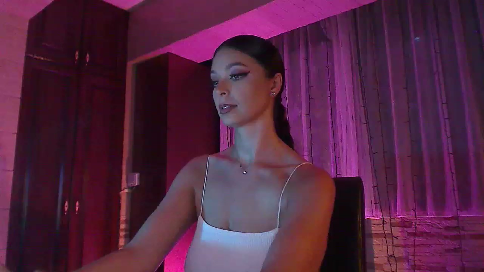 Gallery image thumbnail from No_bo_dy's myfreecams stream on, 07/22/2023, 23:42 image 20 of 20