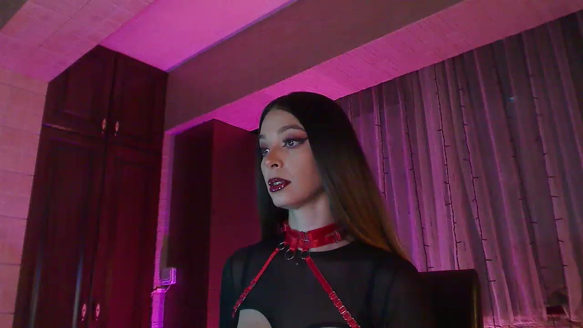 Gallery image thumbnail from No_bo_dy's myfreecams stream on, 07/24/2023, 02:20 image 12 of 20