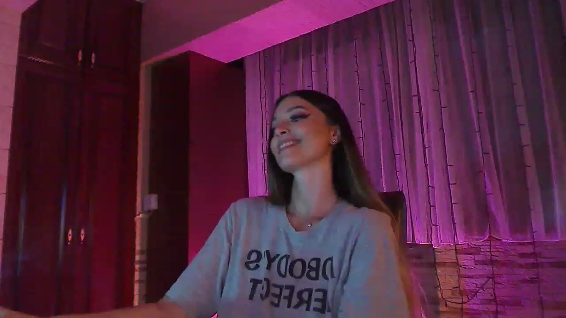 Gallery image thumbnail from No_bo_dy's myfreecams stream on, 07/25/2023, 02:46 image 20 of 20