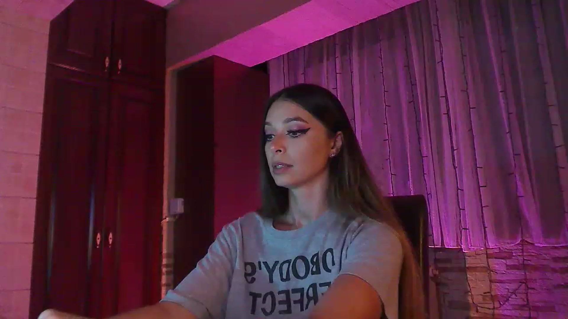 Gallery image thumbnail from No_bo_dy's myfreecams stream on, 07/25/2023, 02:46 image 10 of 20
