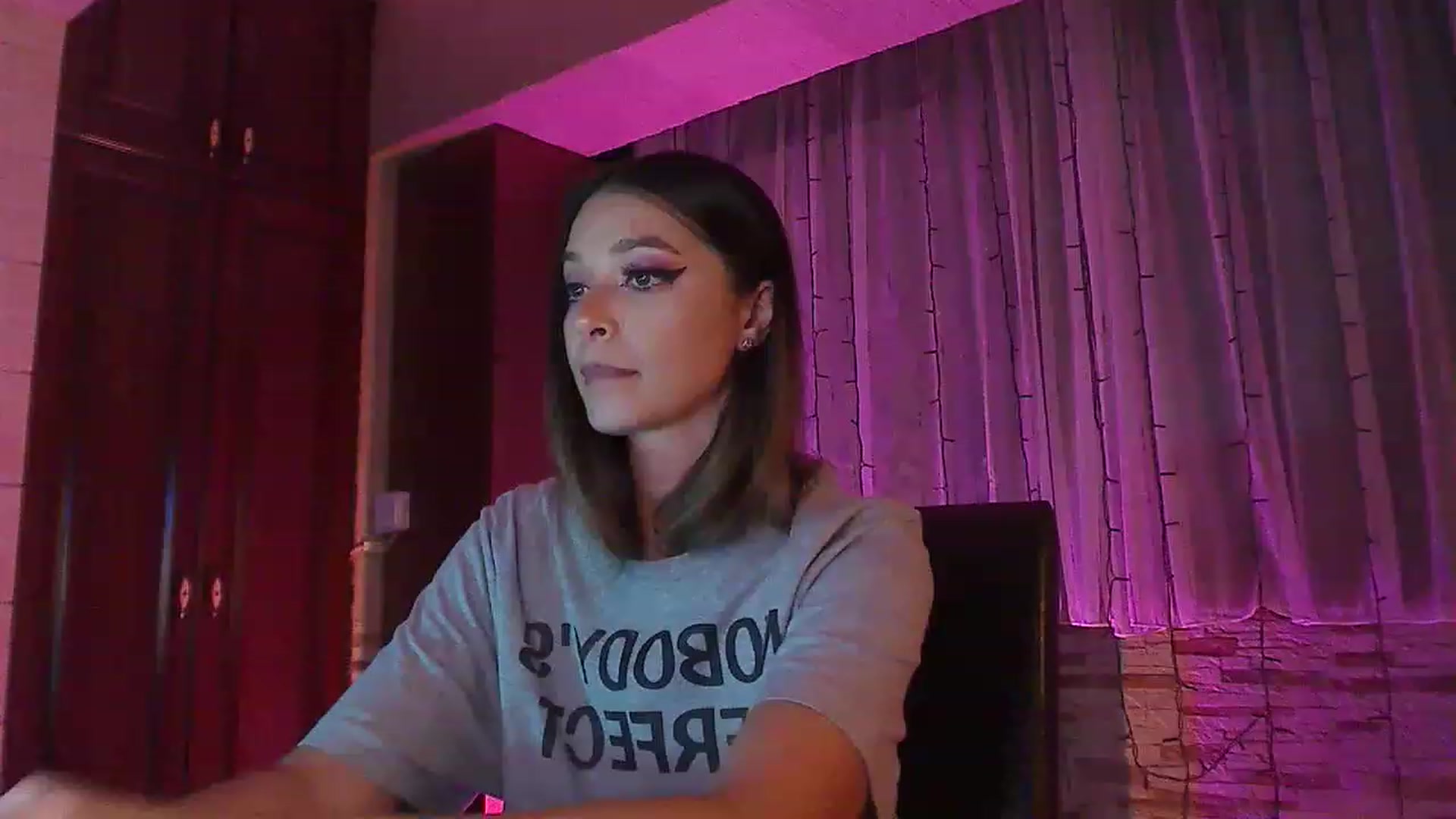 Gallery image thumbnail from No_bo_dy's myfreecams stream on, 07/25/2023, 02:46 image 2 of 20