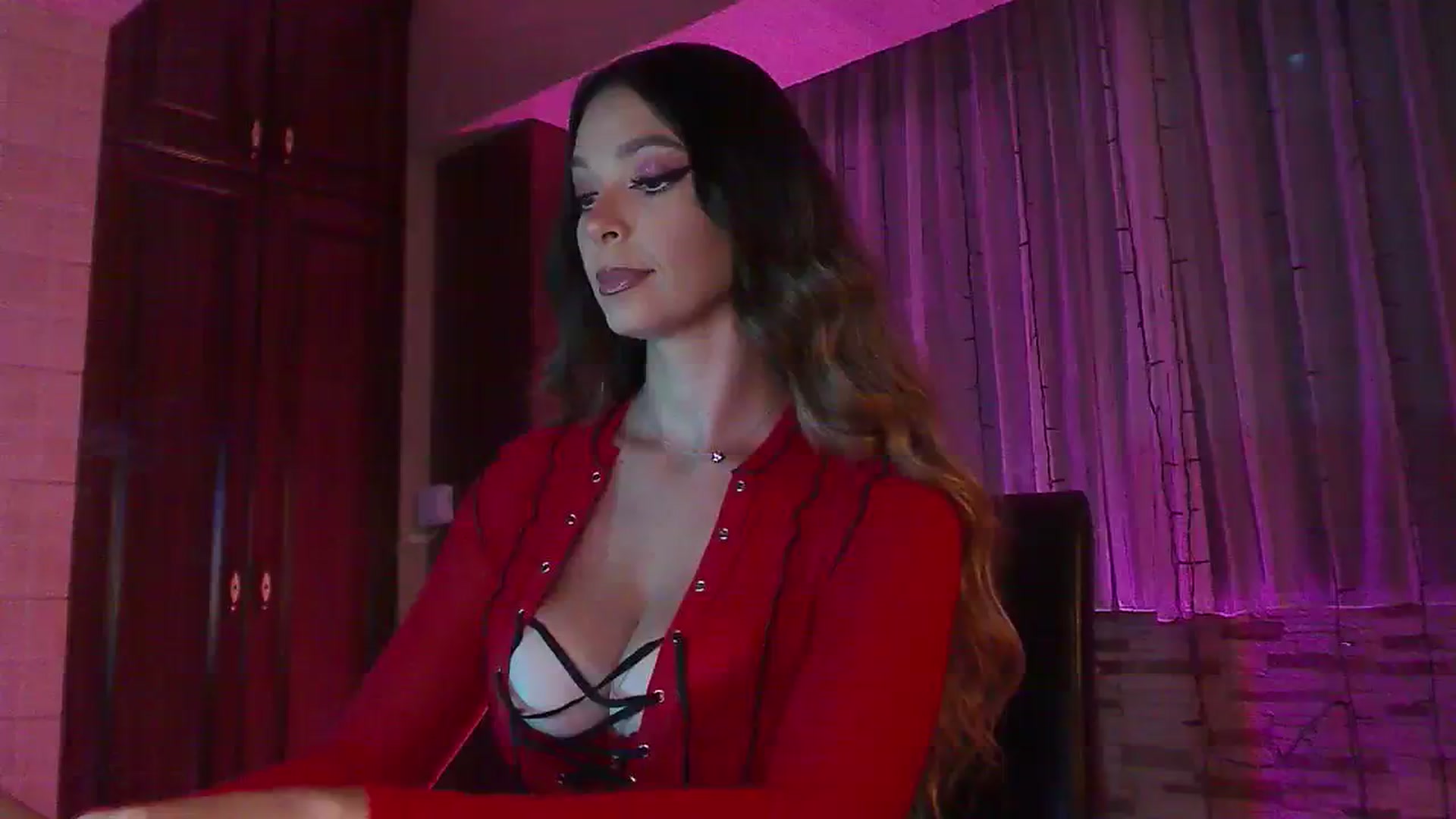 Gallery image thumbnail from No_bo_dy's myfreecams stream on, 07/26/2023, 24:05 image 17 of 20