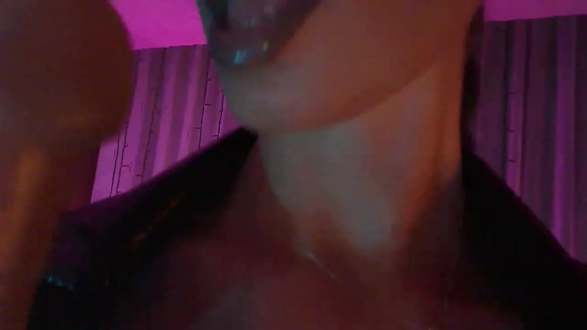 Gallery image thumbnail from No_bo_dy's myfreecams stream on, 08/05/2023, 02:43 image 18 of 20