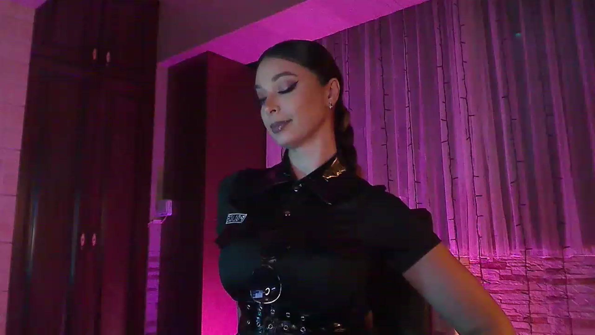 Gallery image thumbnail from No_bo_dy's myfreecams stream on, 08/05/2023, 02:43 image 2 of 20