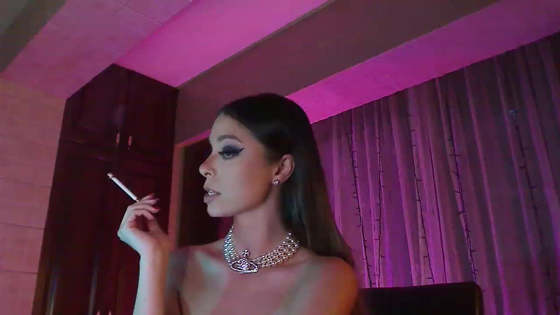 Gallery image thumbnail from No_bo_dy's myfreecams stream on, 08/13/2023, 02:27 image 16 of 20