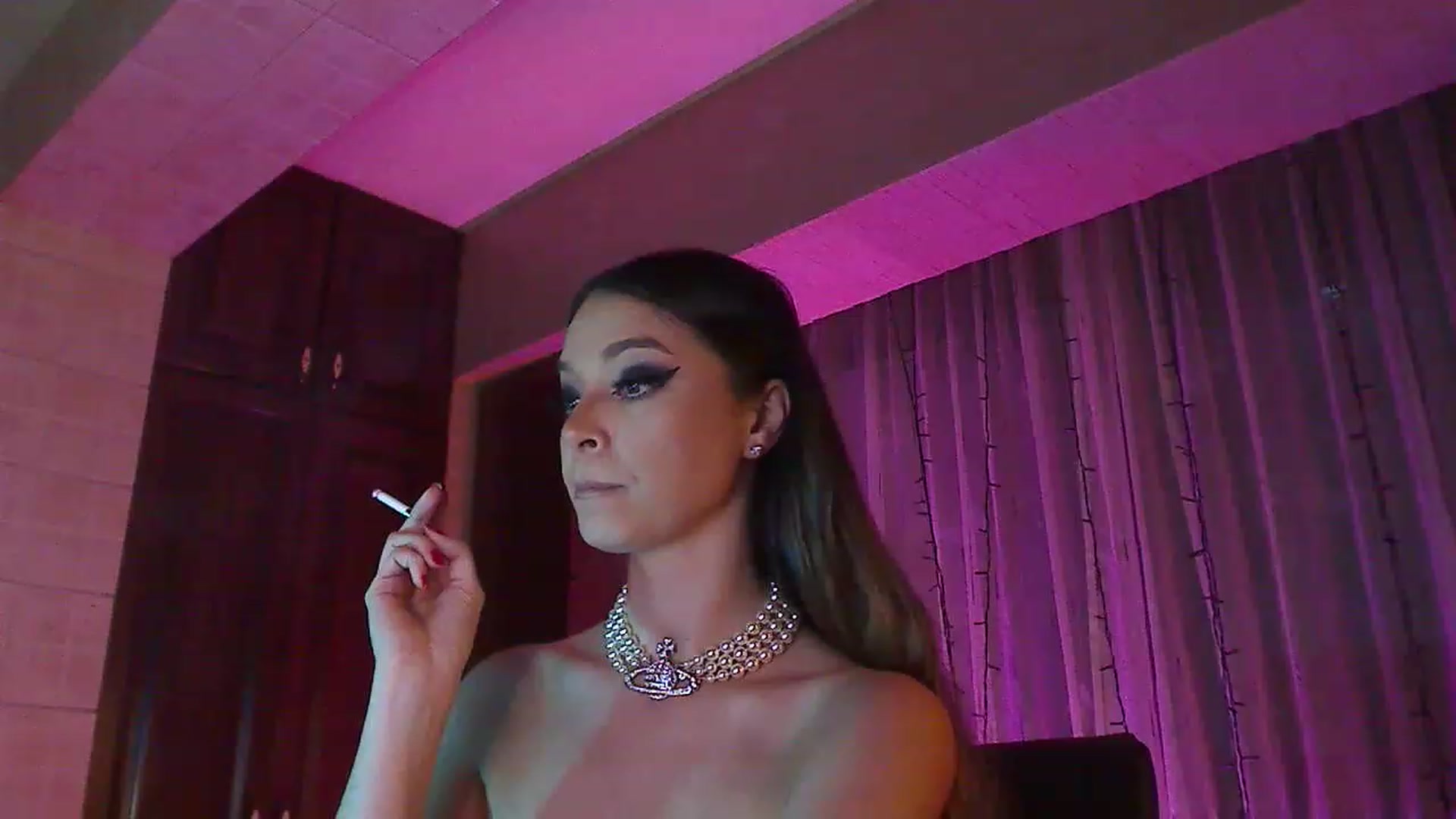 Gallery image thumbnail from No_bo_dy's myfreecams stream on, 08/13/2023, 02:27 image 17 of 20