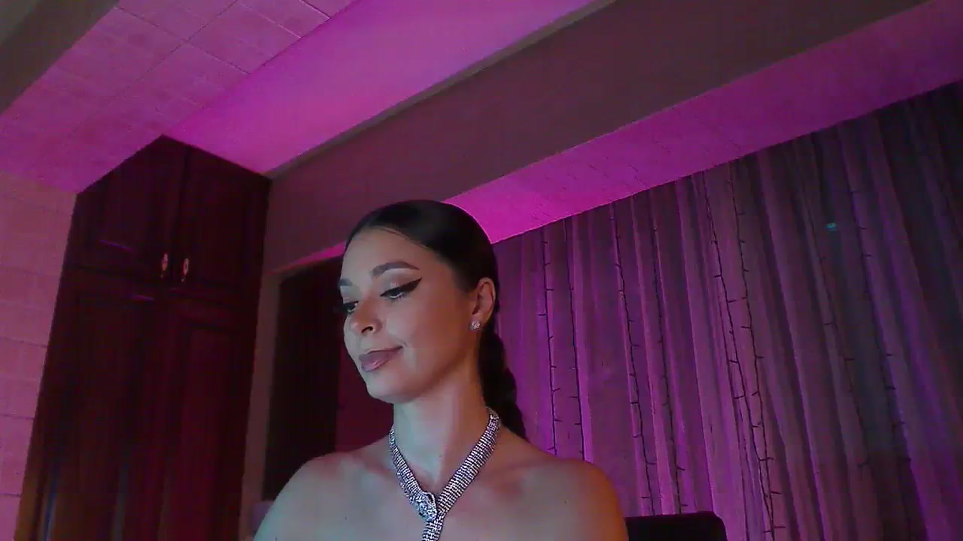 Gallery image thumbnail from No_bo_dy's myfreecams stream on, 08/20/2023, 01:16 image 14 of 20
