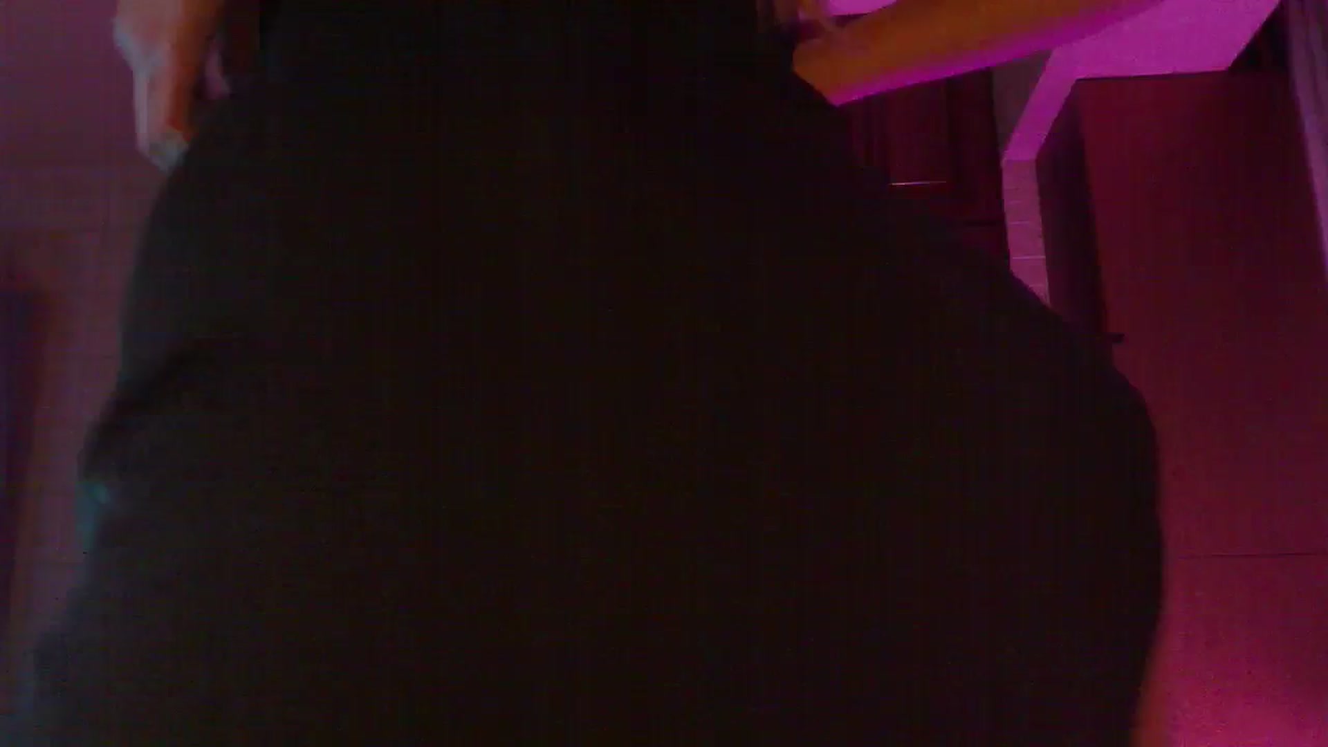 Gallery image thumbnail from No_bo_dy's myfreecams stream on, 09/24/2023, 24:02 image 17 of 20