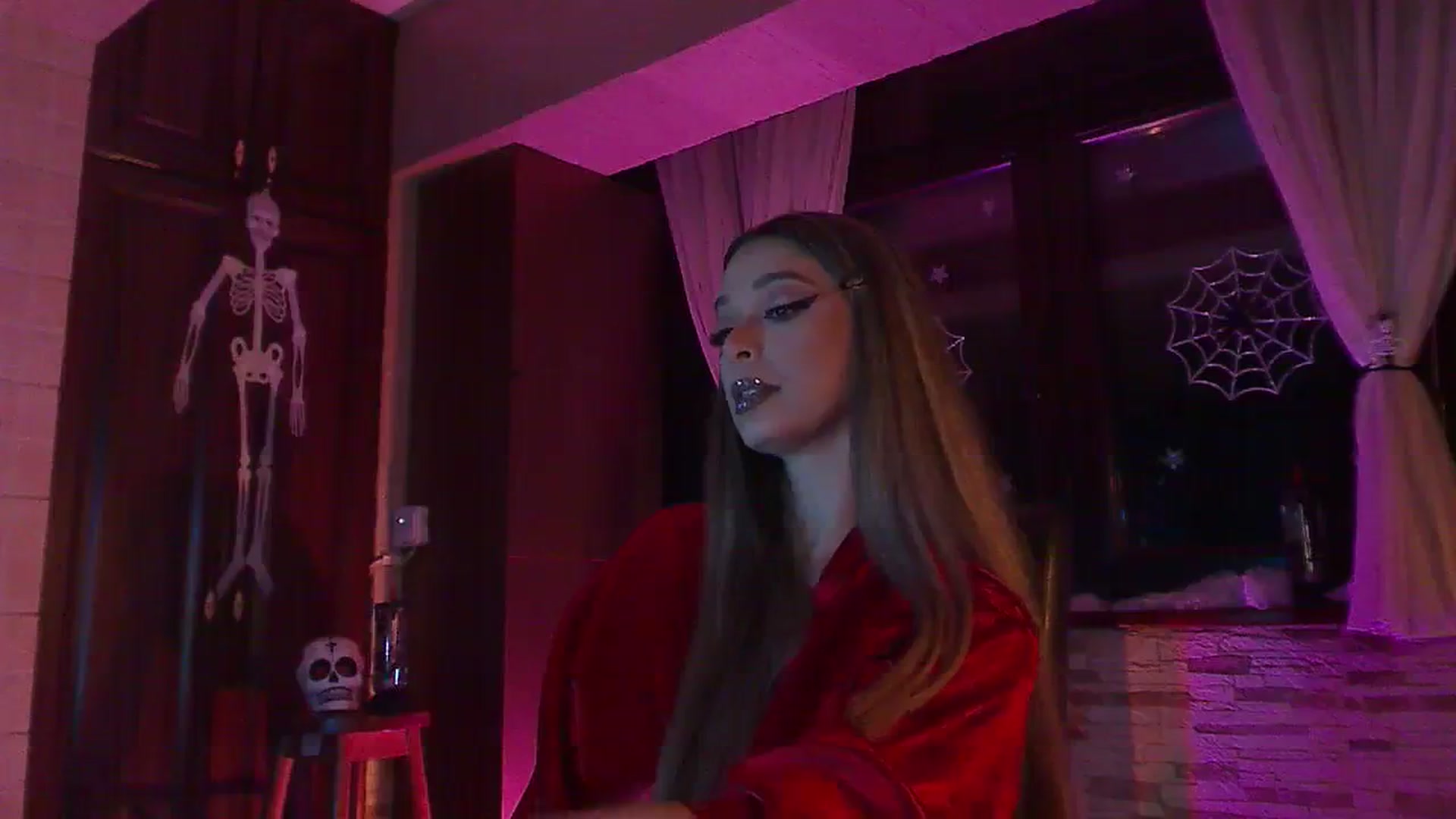 Gallery image thumbnail from No_bo_dy's myfreecams stream on, 10/16/2023, 24:19 image 20 of 20
