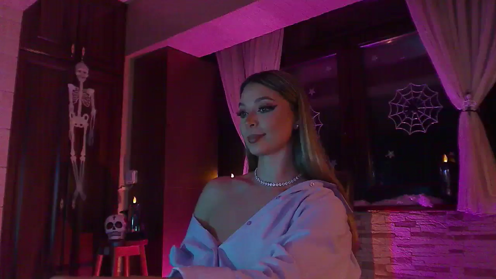 Gallery image thumbnail from No_bo_dy's myfreecams stream on, 10/23/2023, 23:44 image 19 of 20