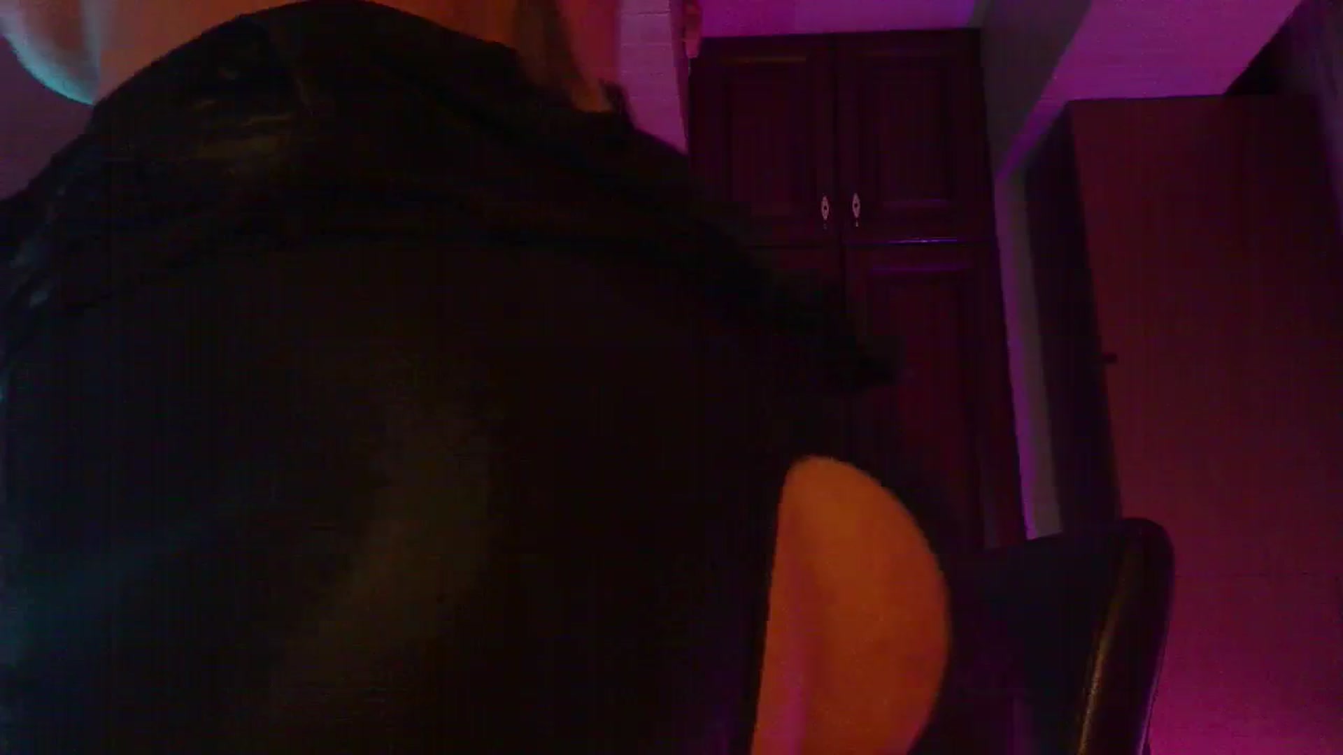 Gallery image thumbnail from No_bo_dy's myfreecams stream on, 12/02/2023, 23:37 image 20 of 20
