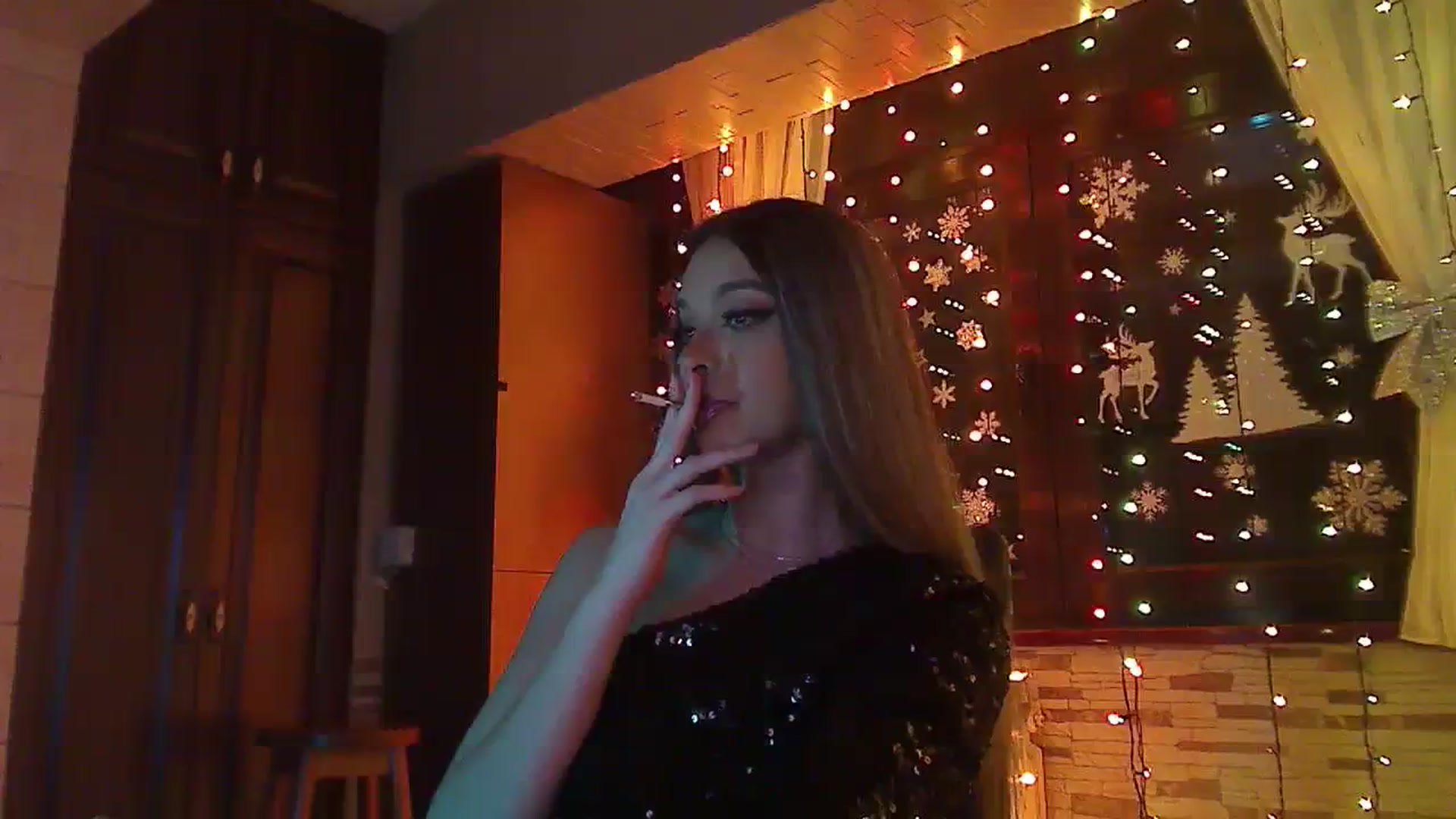 Gallery image thumbnail from No_bo_dy's myfreecams stream on, 12/11/2023, 01:52 image 3 of 20