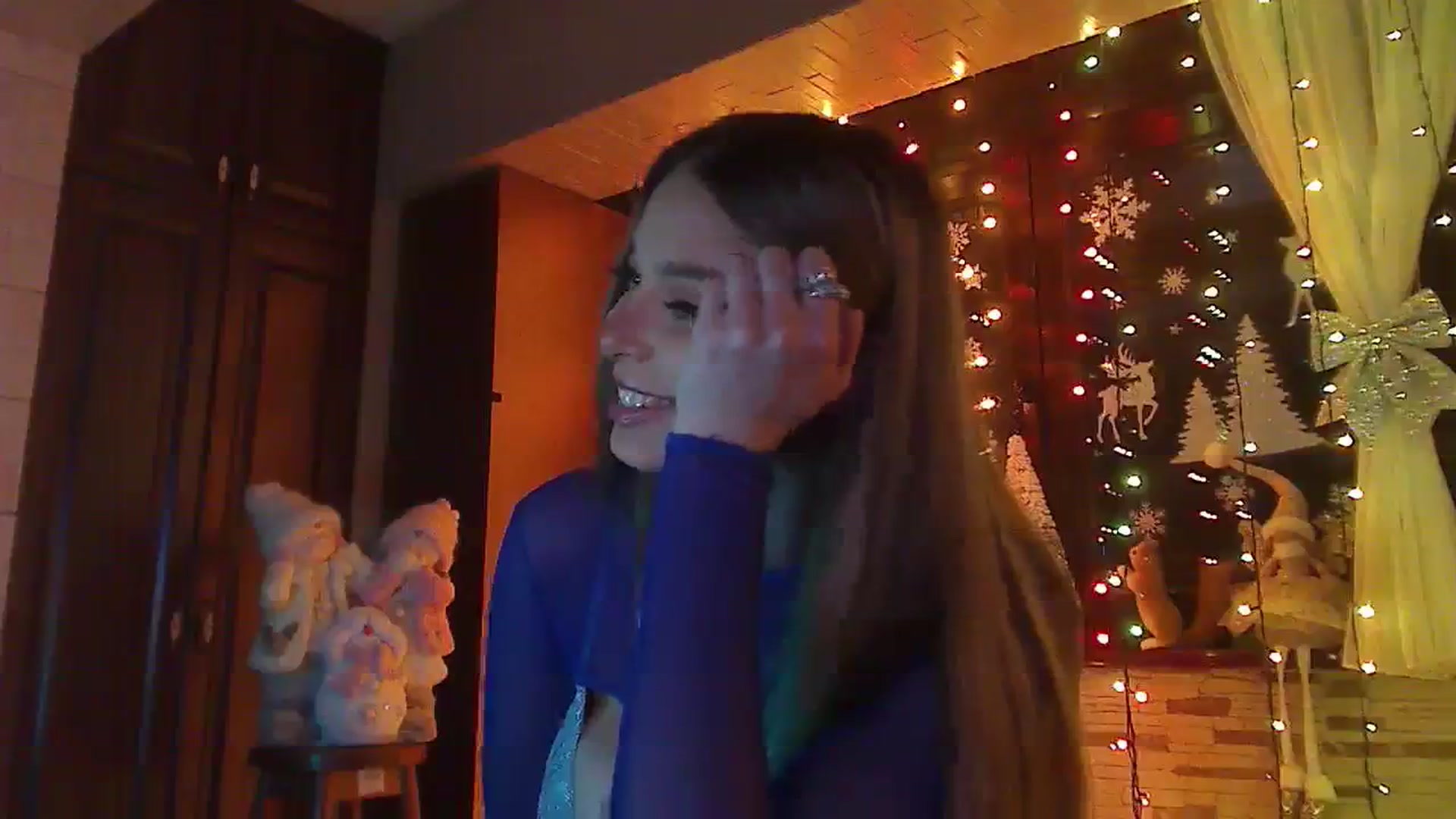 Gallery image thumbnail from No_bo_dy's myfreecams stream on, 12/17/2023, 23:55 image 14 of 20