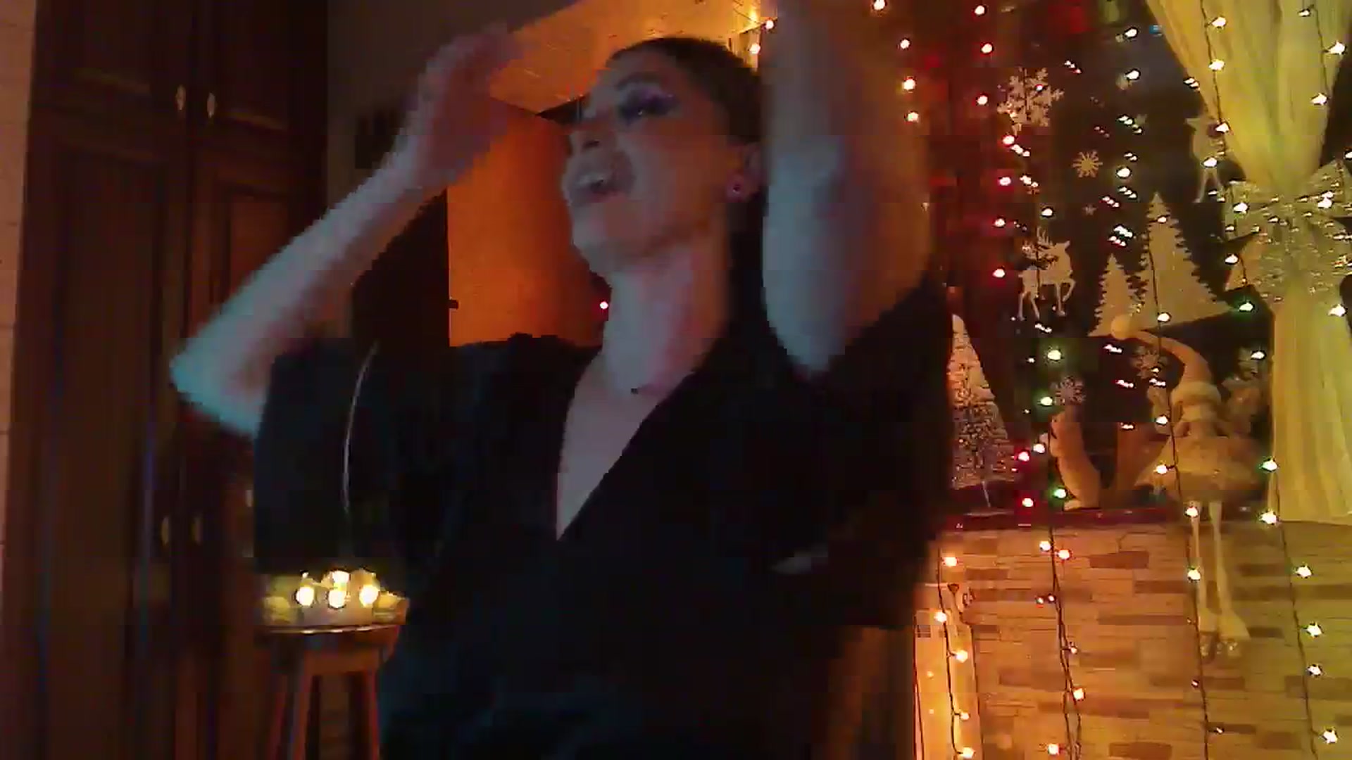 Gallery image thumbnail from No_bo_dy's myfreecams stream on, 12/25/2023, 01:04 image 12 of 20