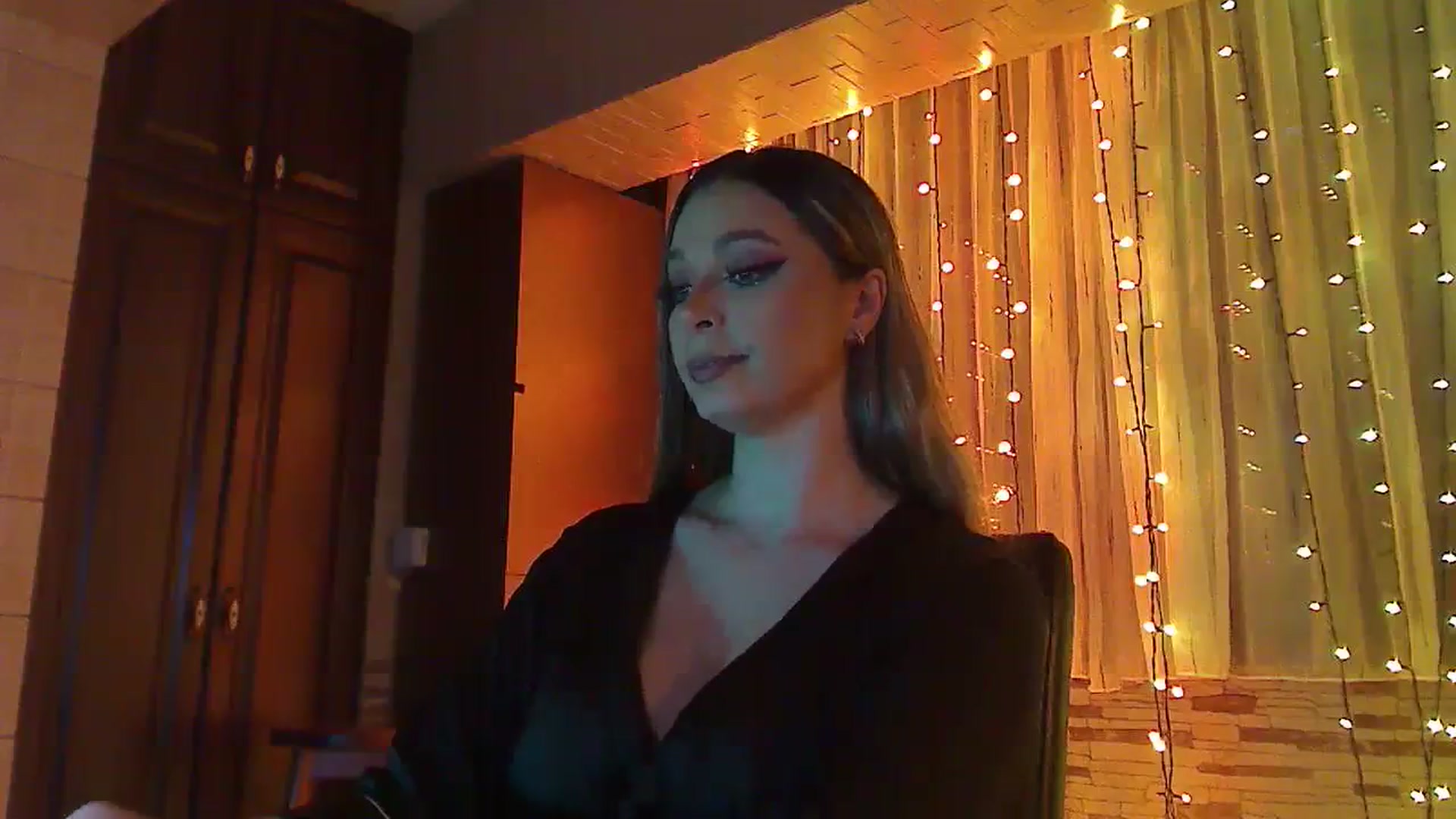 Gallery image thumbnail from No_bo_dy's myfreecams stream on, 01/17/2024, 04:12 image 13 of 20