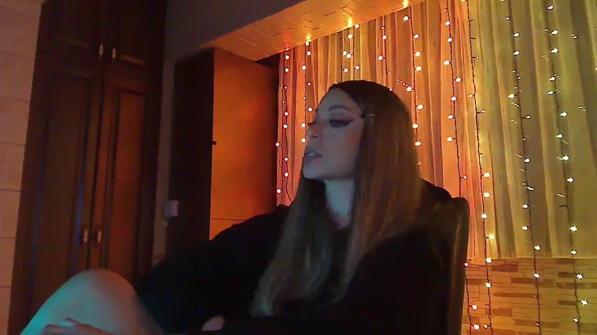 Gallery image thumbnail from No_bo_dy's myfreecams stream on, 01/26/2024, 01:58 image 16 of 20