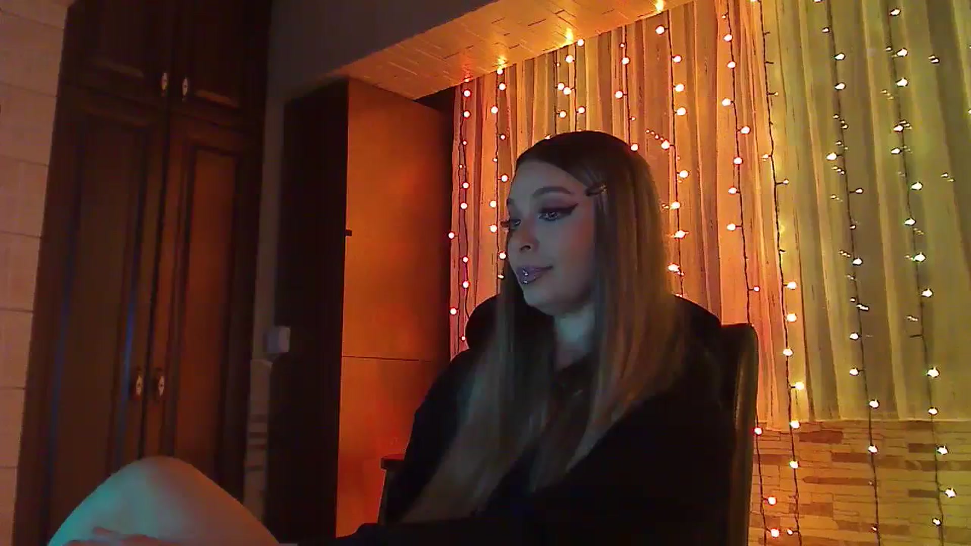 Gallery image thumbnail from No_bo_dy's myfreecams stream on, 01/26/2024, 01:58 image 8 of 20
