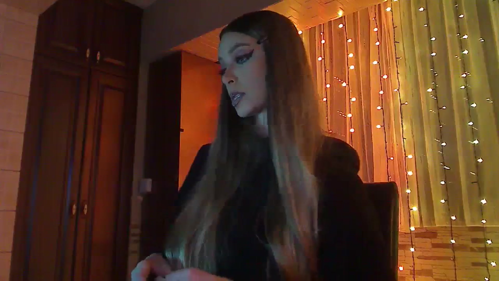 Gallery image thumbnail from No_bo_dy's myfreecams stream on, 01/26/2024, 01:58 image 2 of 20