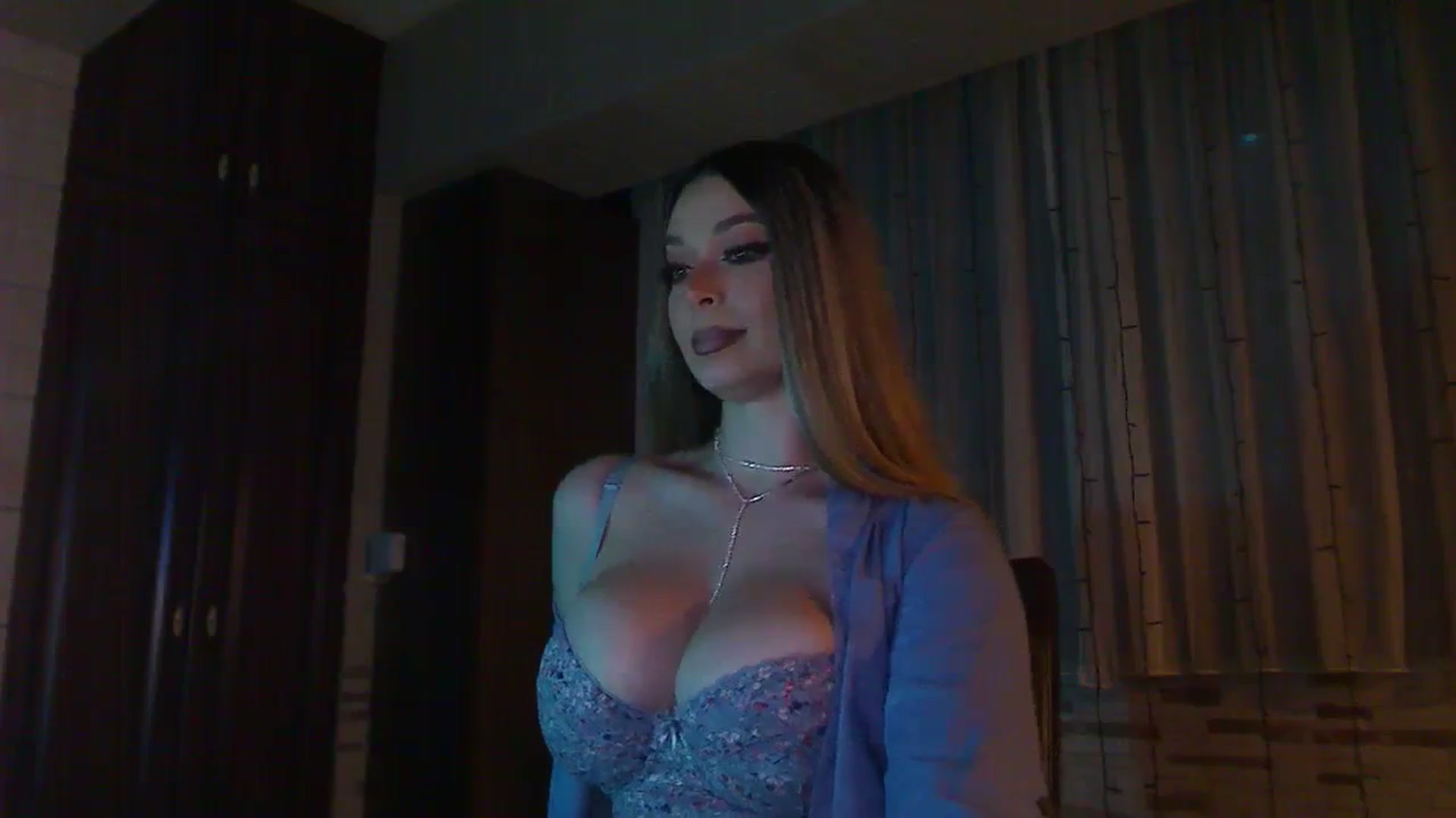 Gallery image thumbnail from No_bo_dy's myfreecams stream on, 02/02/2024, 24:32 image 13 of 20