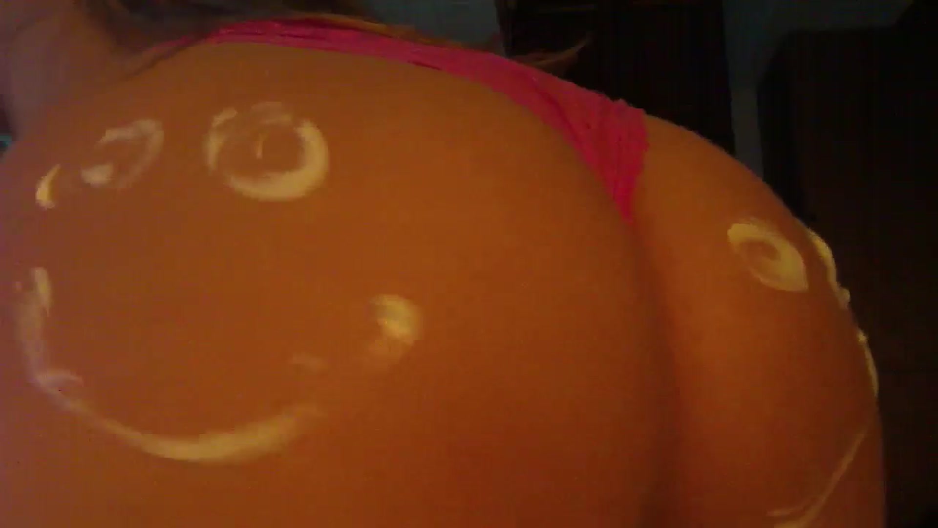 Gallery image thumbnail from No_bo_dy's myfreecams stream on, 02/04/2024, 02:10 image 16 of 20