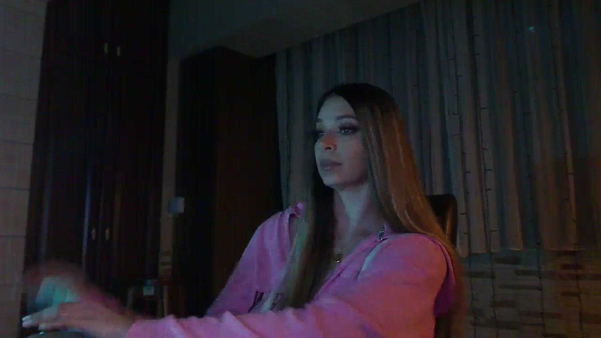 Gallery image thumbnail from No_bo_dy's myfreecams stream on, 03/02/2024, 02:35 image 13 of 20