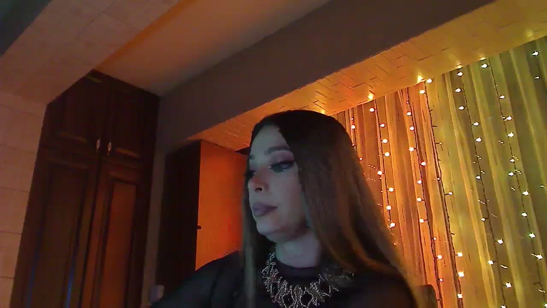 Gallery image thumbnail from No_bo_dy's myfreecams stream on, 03/11/2024, 03:04 image 20 of 20