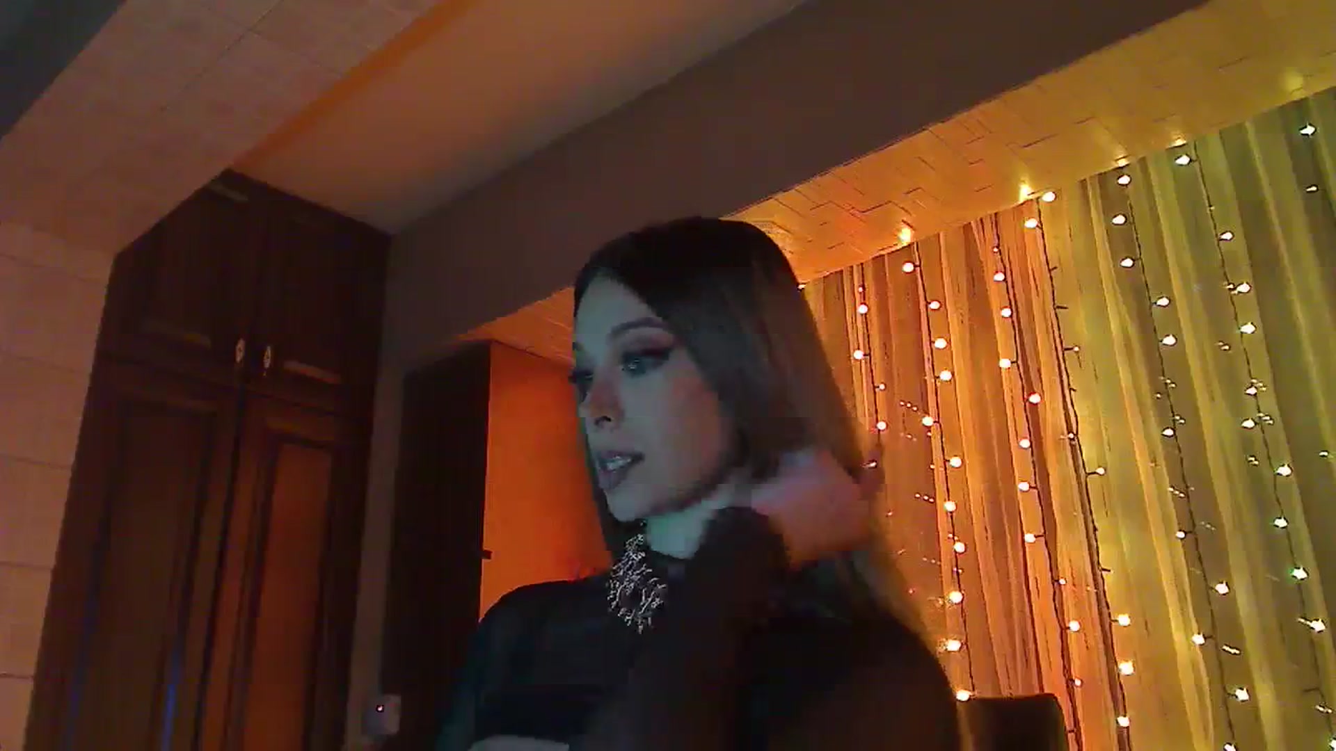 Gallery image thumbnail from No_bo_dy's myfreecams stream on, 03/11/2024, 03:04 image 19 of 20