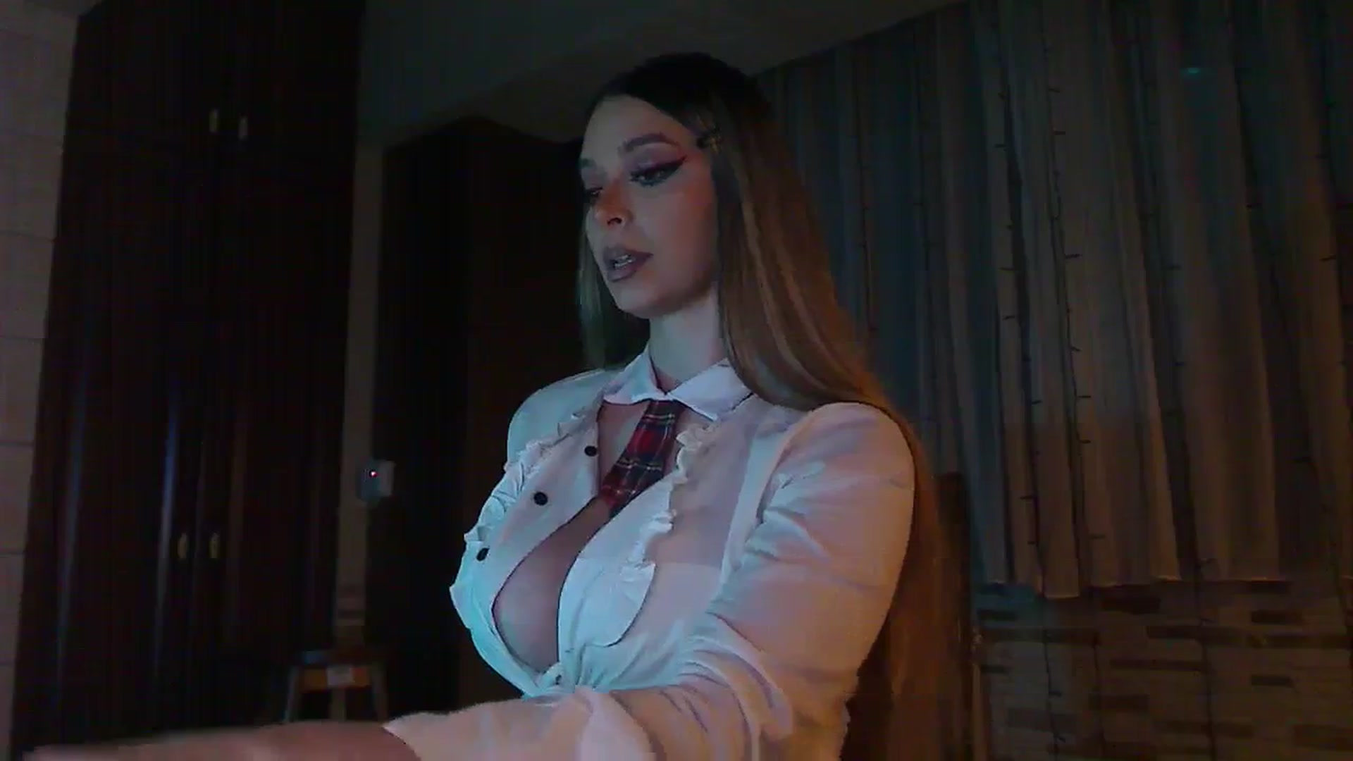 Gallery image thumbnail from No_bo_dy's myfreecams stream on, 03/12/2024, 01:45 image 8 of 20