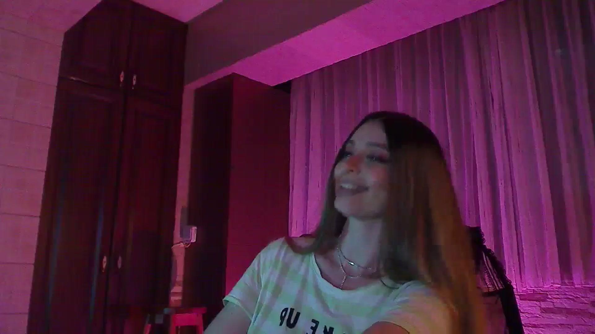 Gallery image thumbnail from No_bo_dy's myfreecams stream on, 04/12/2024, 02:47 image 10 of 20