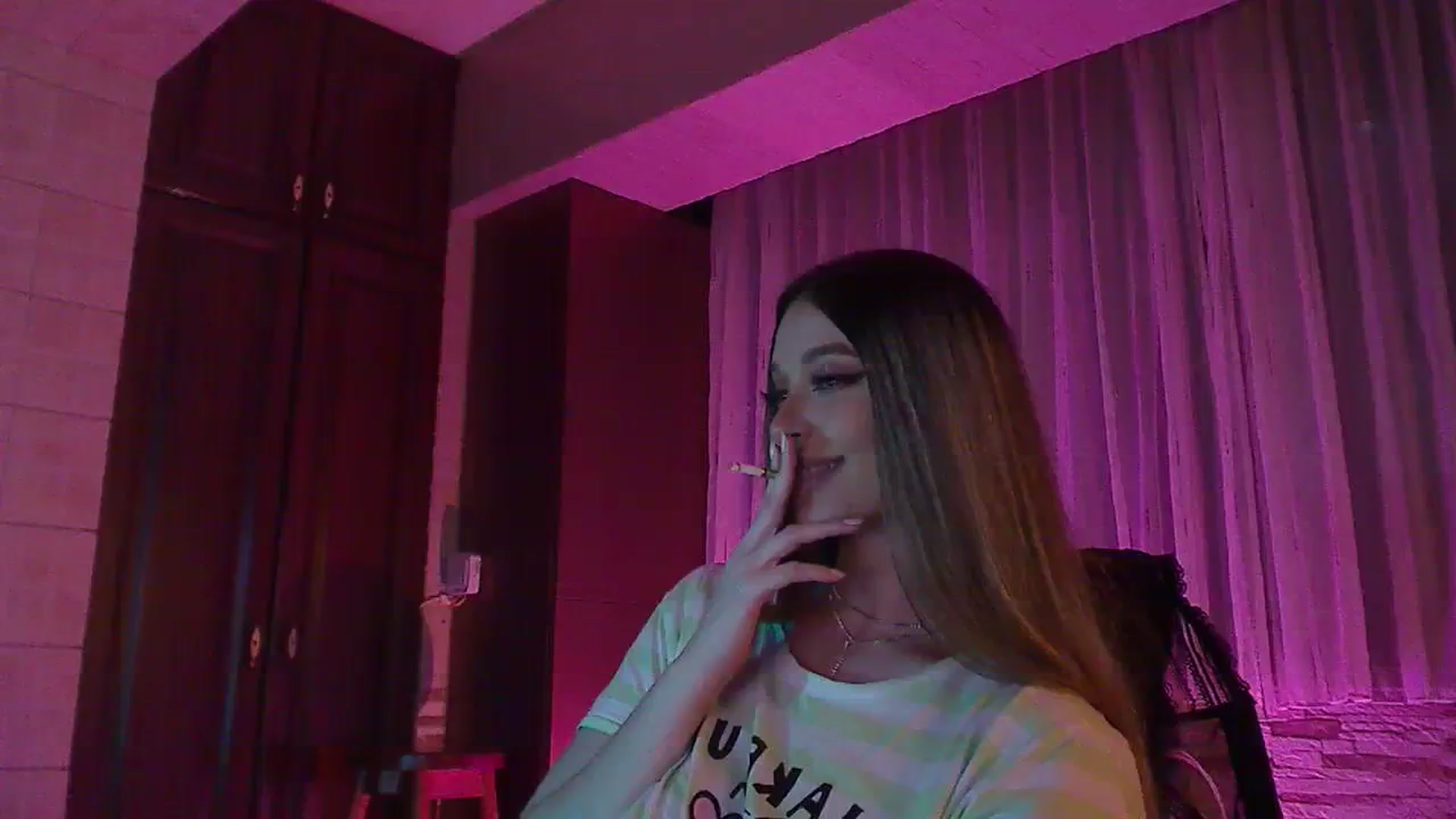 Gallery image thumbnail from No_bo_dy's myfreecams stream on, 04/12/2024, 02:47 image 9 of 20