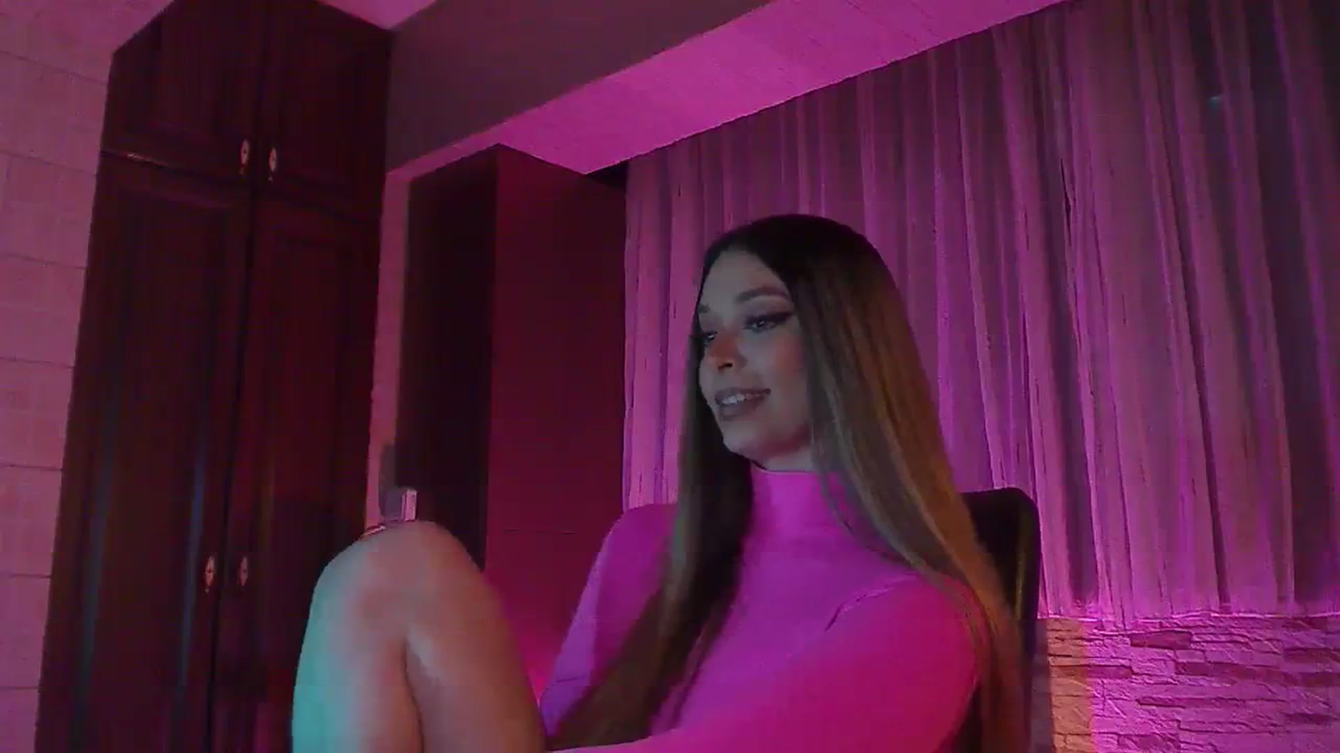 Gallery image thumbnail from No_bo_dy's myfreecams stream on, 04/13/2024, 01:51 image 20 of 20