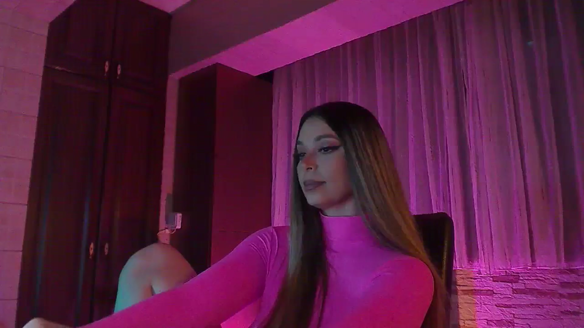 Gallery image thumbnail from No_bo_dy's myfreecams stream on, 04/13/2024, 01:51 image 2 of 20