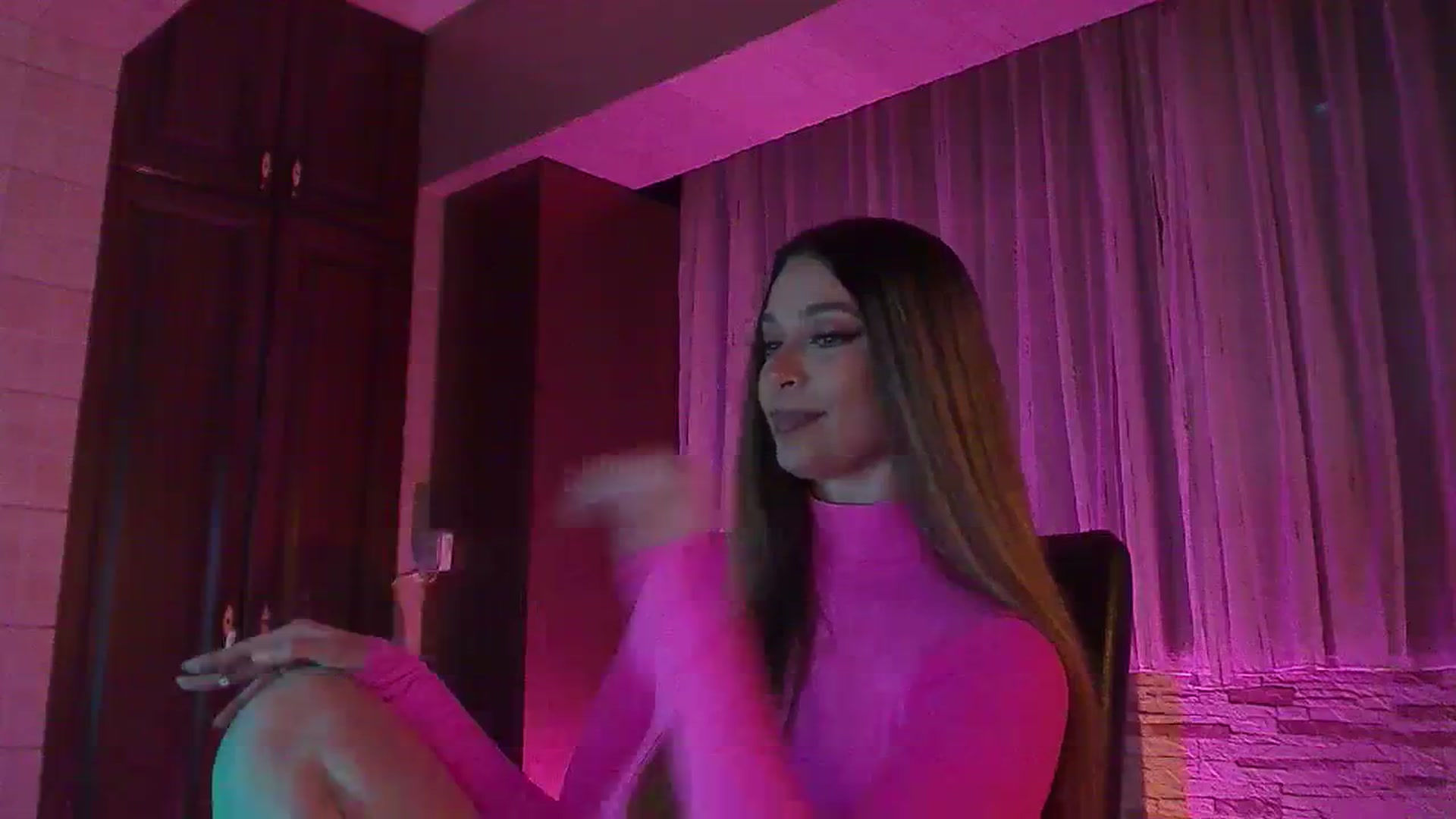 Gallery image thumbnail from No_bo_dy's myfreecams stream on, 04/13/2024, 01:51 image 9 of 20
