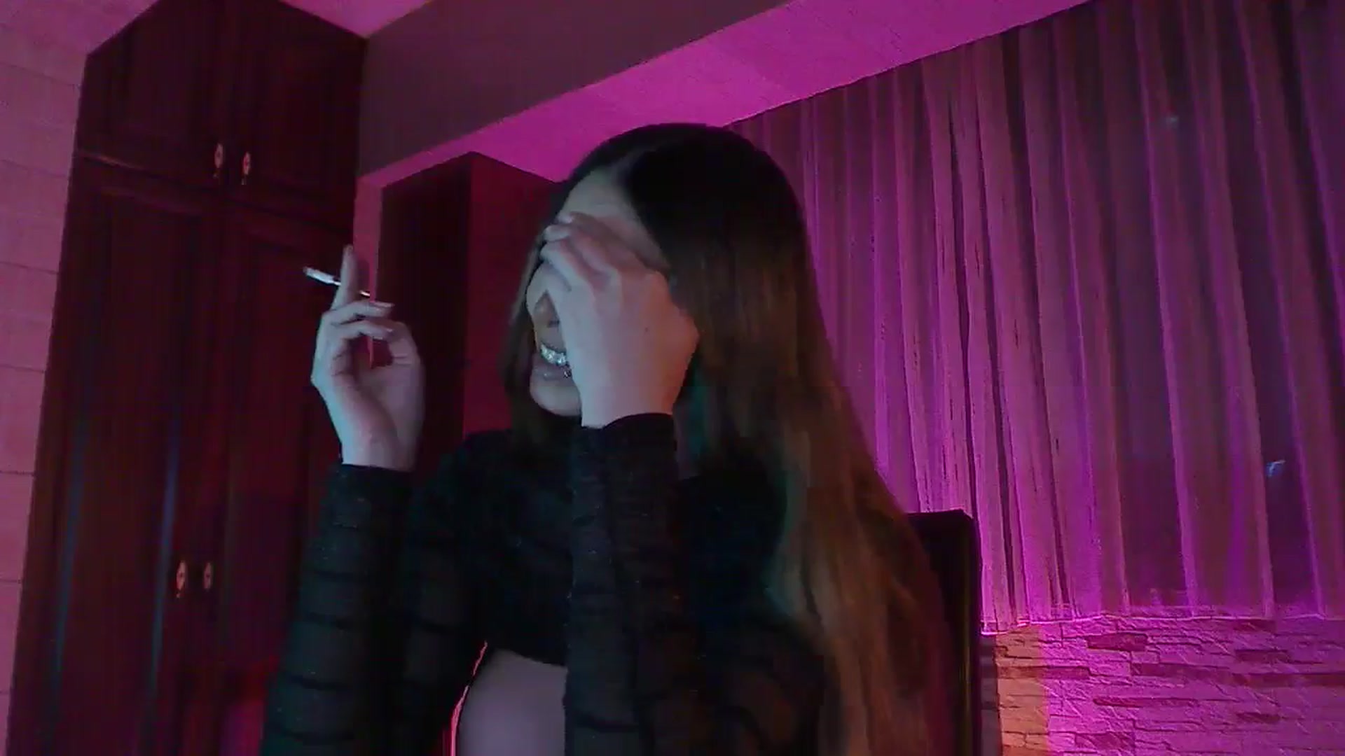 Gallery image thumbnail from No_bo_dy's myfreecams stream on, 04/19/2024, 01:10 image 3 of 20