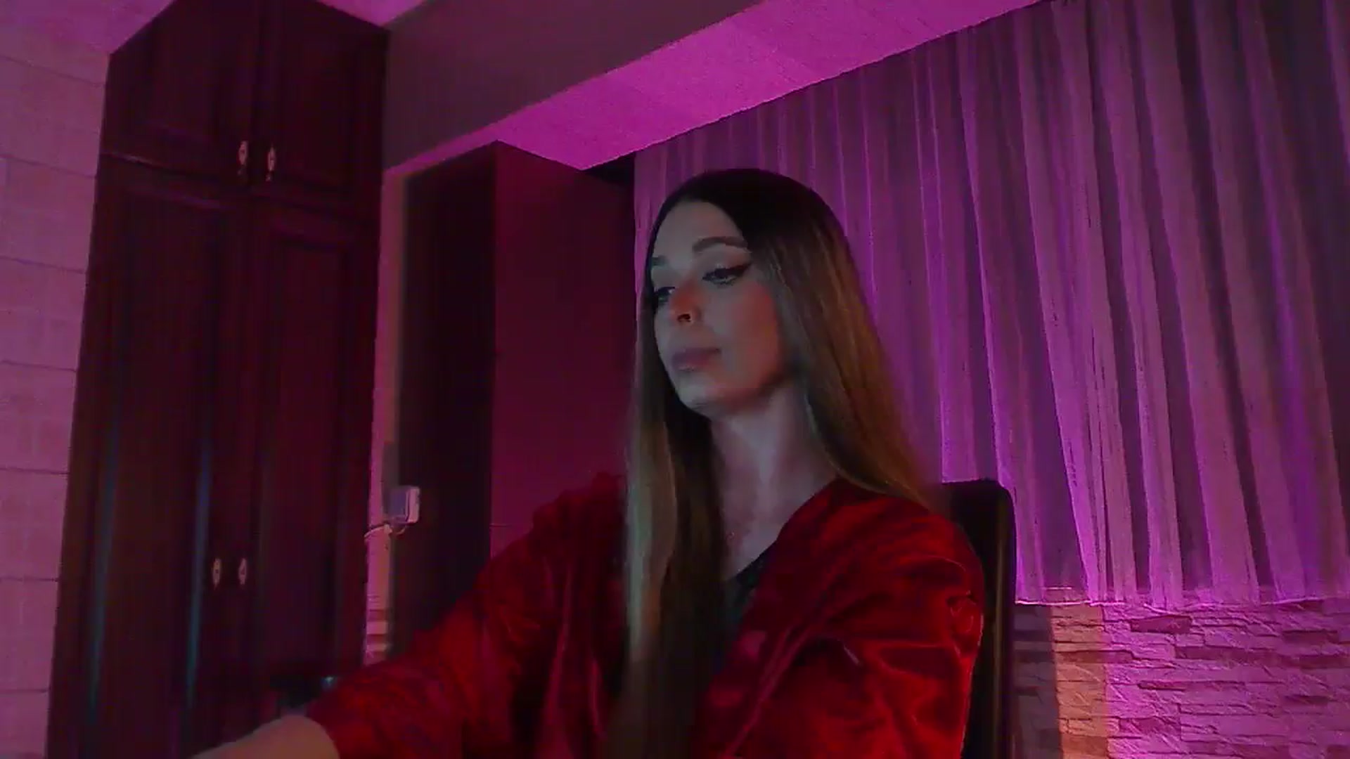 Gallery image thumbnail from No_bo_dy's myfreecams stream on, 05/02/2024, 24:51 image 20 of 20