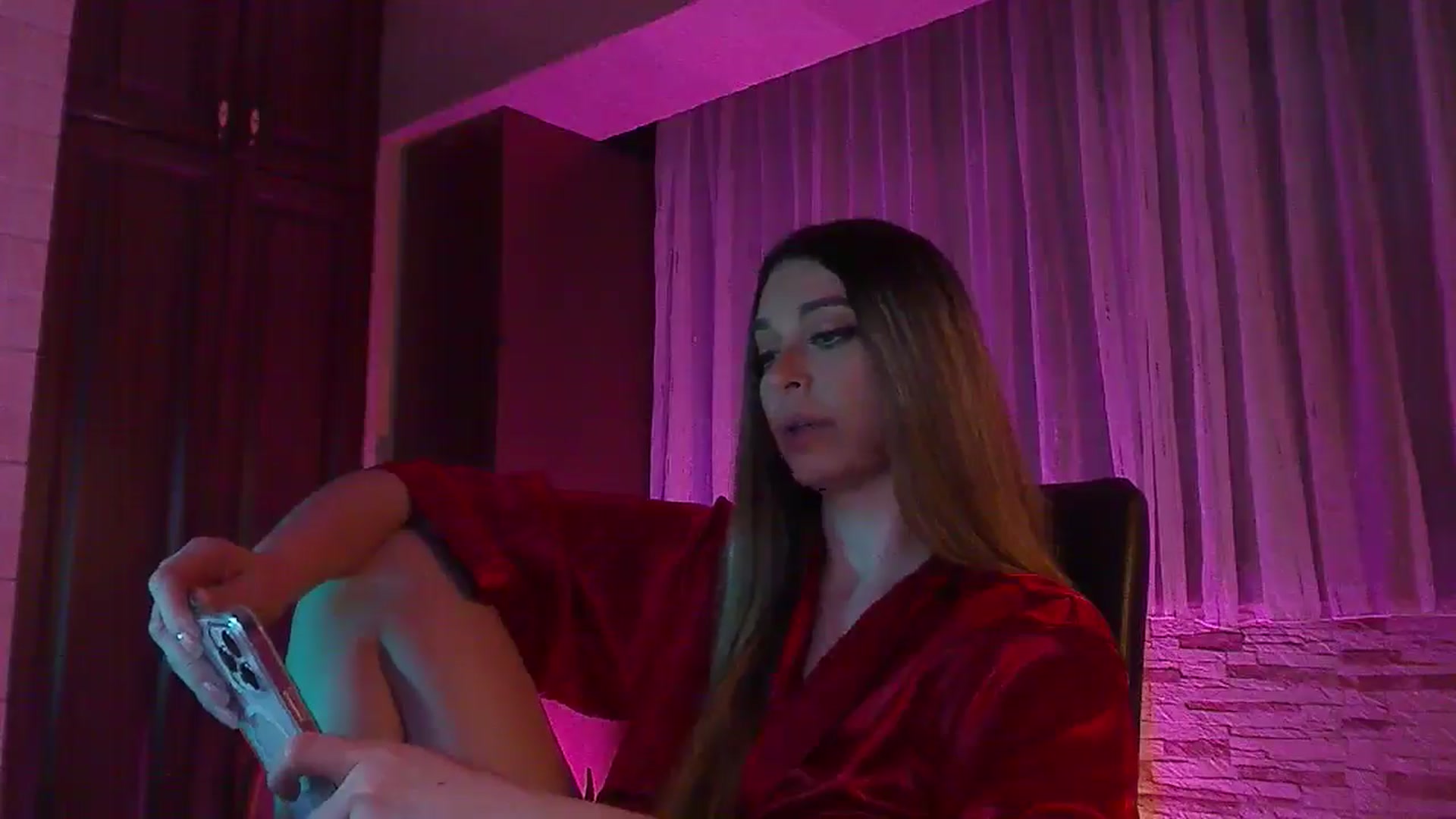 Gallery image thumbnail from No_bo_dy's myfreecams stream on, 05/02/2024, 02:42 image 16 of 20