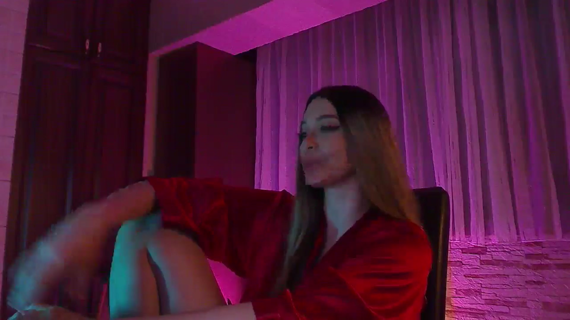 Gallery image thumbnail from No_bo_dy's myfreecams stream on, 05/02/2024, 02:42 image 14 of 20