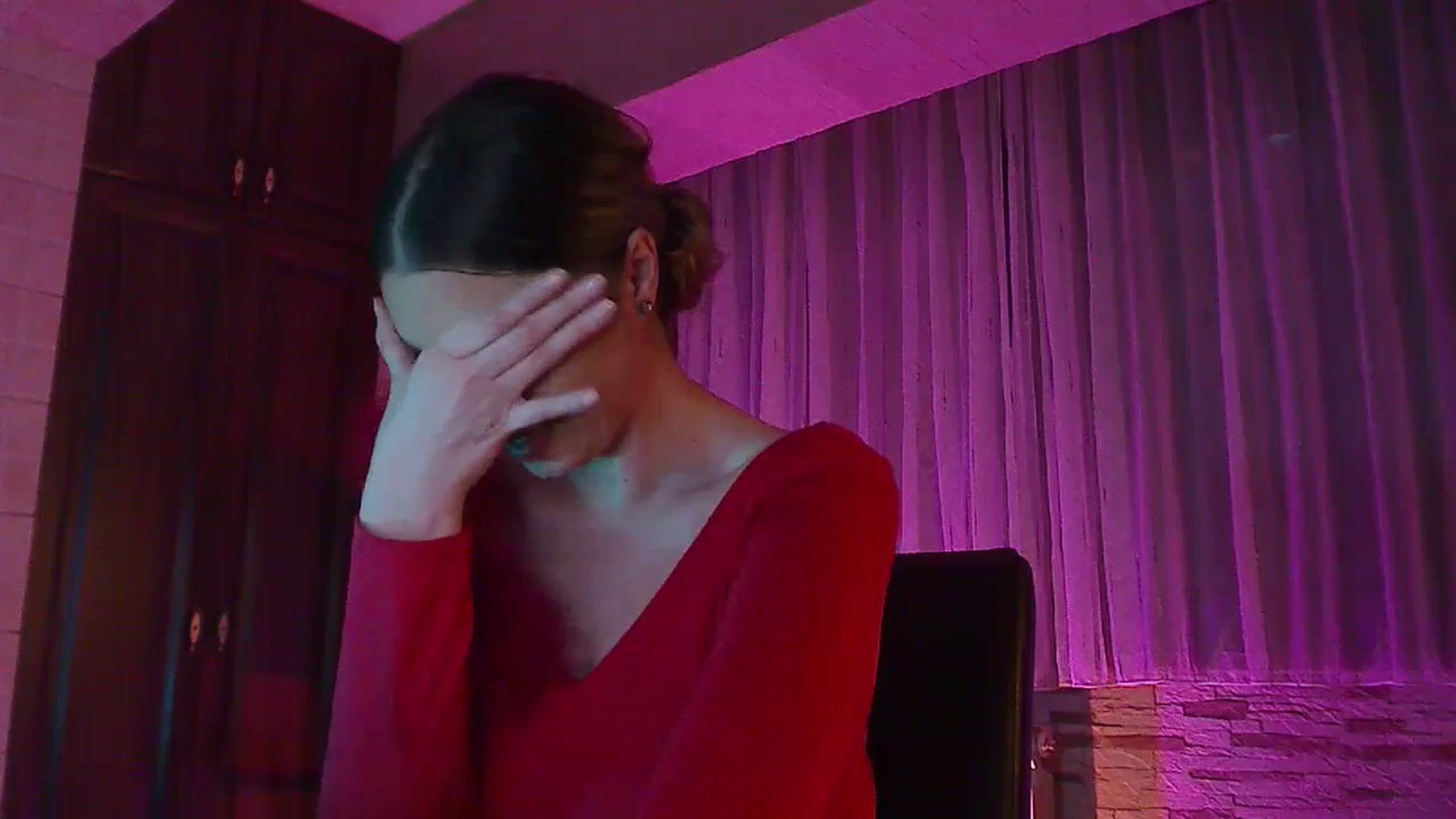 Gallery image thumbnail from No_bo_dy's myfreecams stream on, 05/17/2024, 22:54 image 15 of 20