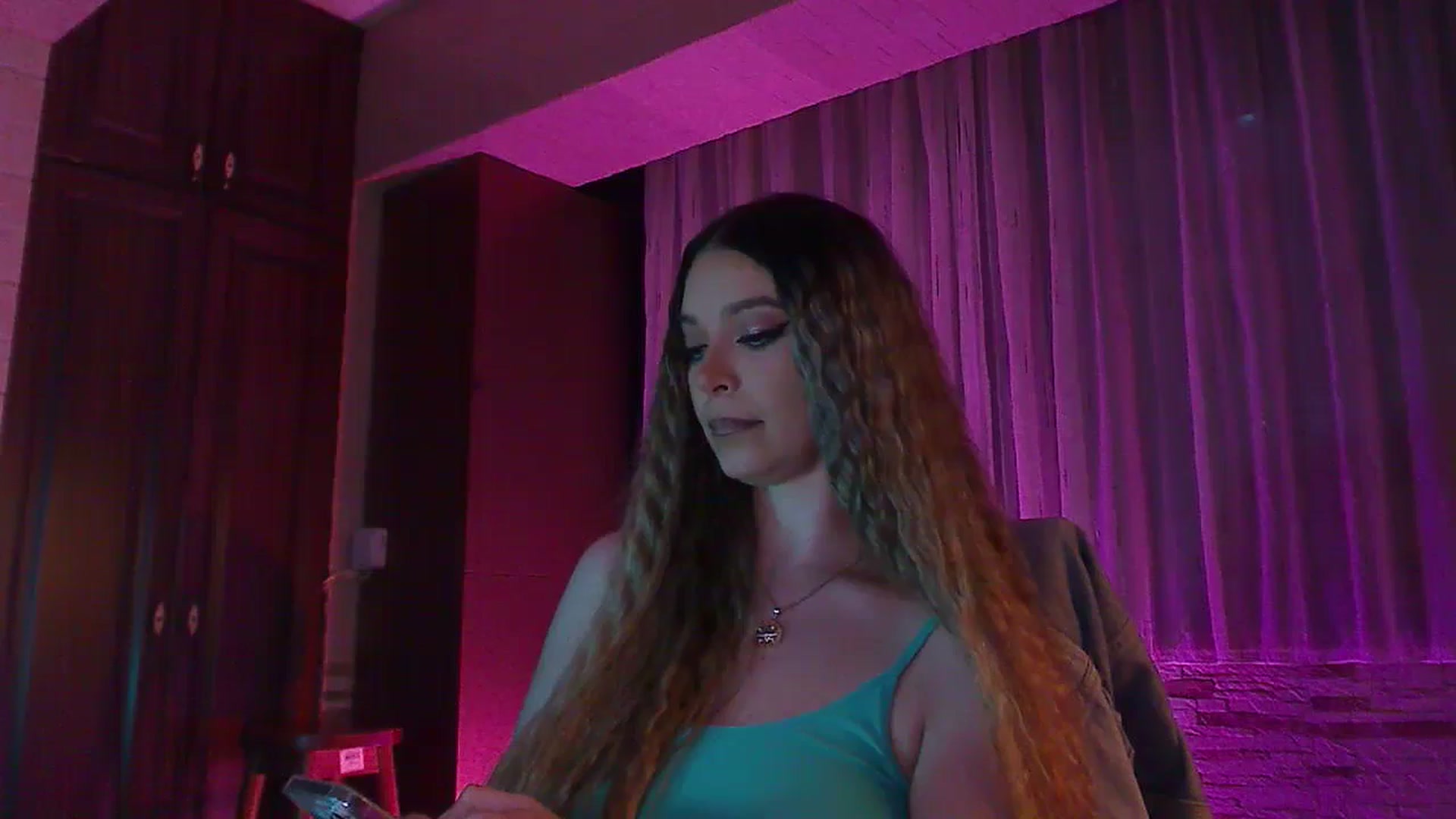 Gallery image thumbnail from No_bo_dy's myfreecams stream on, 05/23/2024, 23:21 image 10 of 20