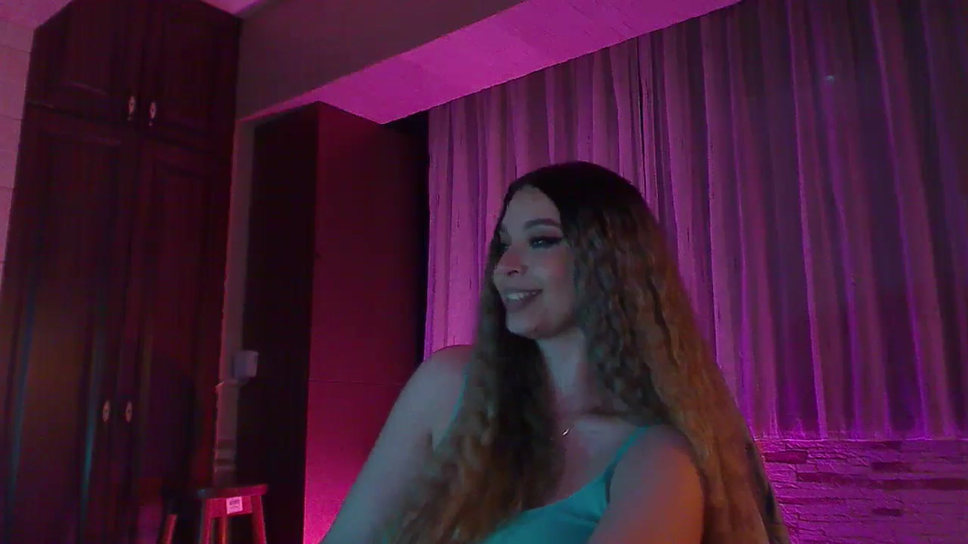 Gallery image thumbnail from No_bo_dy's myfreecams stream on, 05/24/2024, 01:42 image 12 of 20